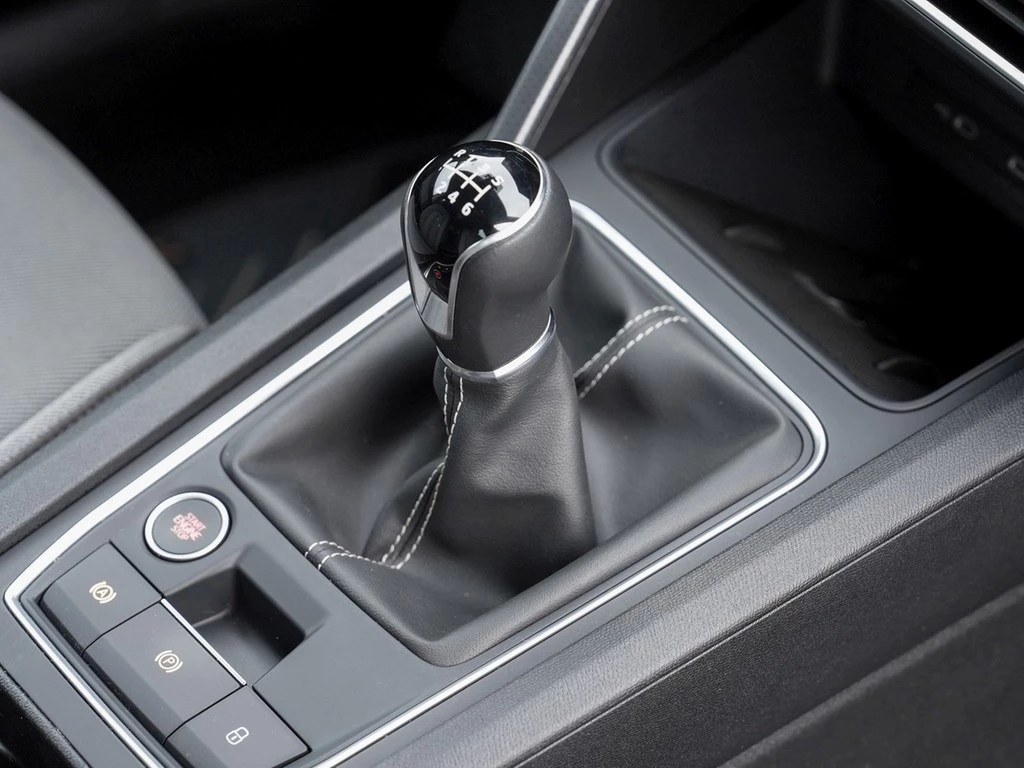 SEAT Leon 1,5 TSI Style,LED,Kamera,ALU Climatronic,Park-Pilot,Sprachsteuerung
