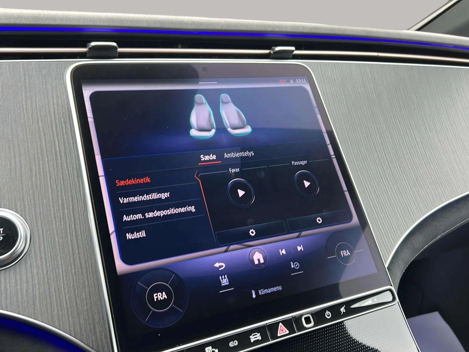 Mercedes-Benz-EQE-image-17