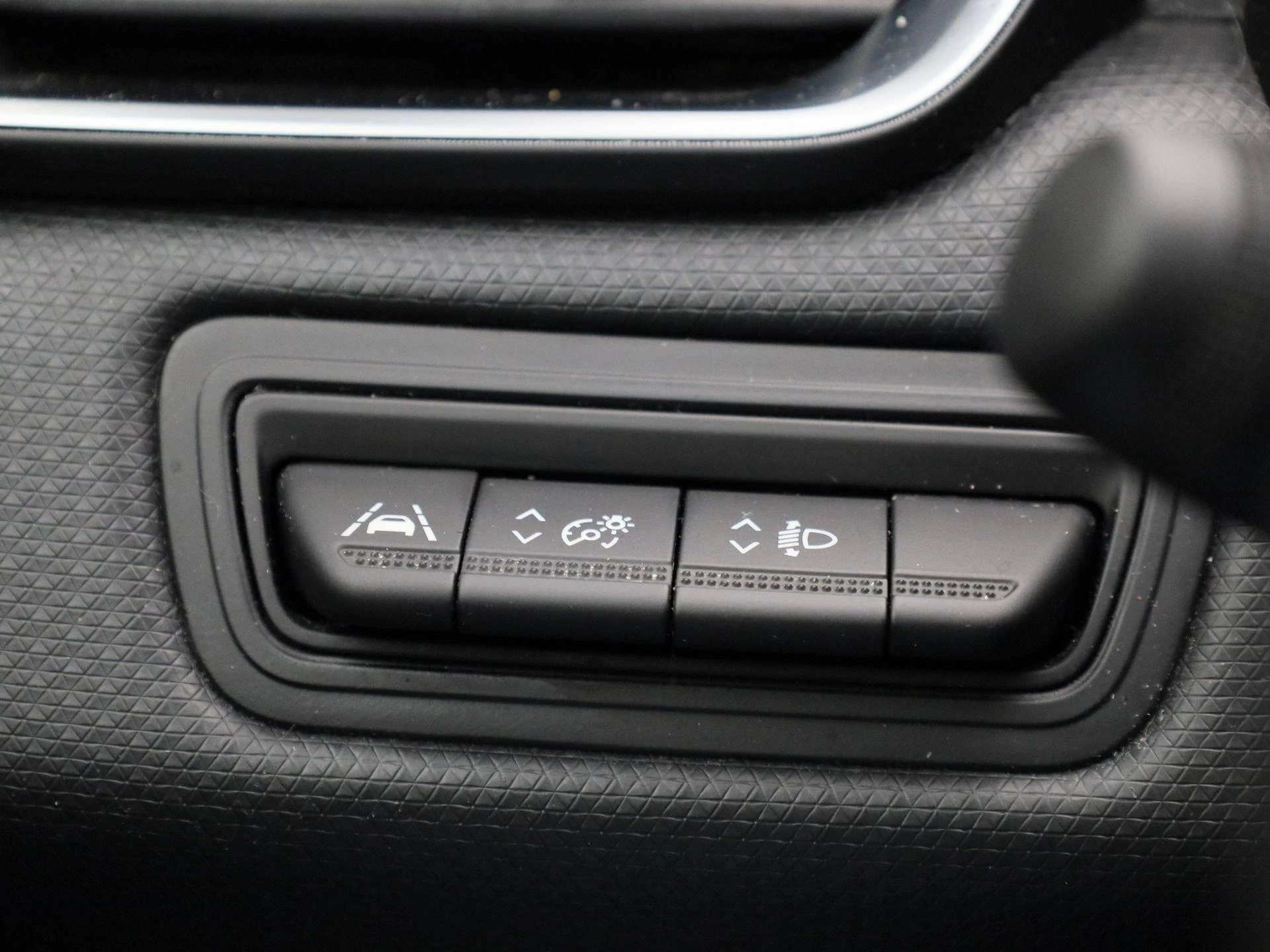 Renault-Clio-image-22
