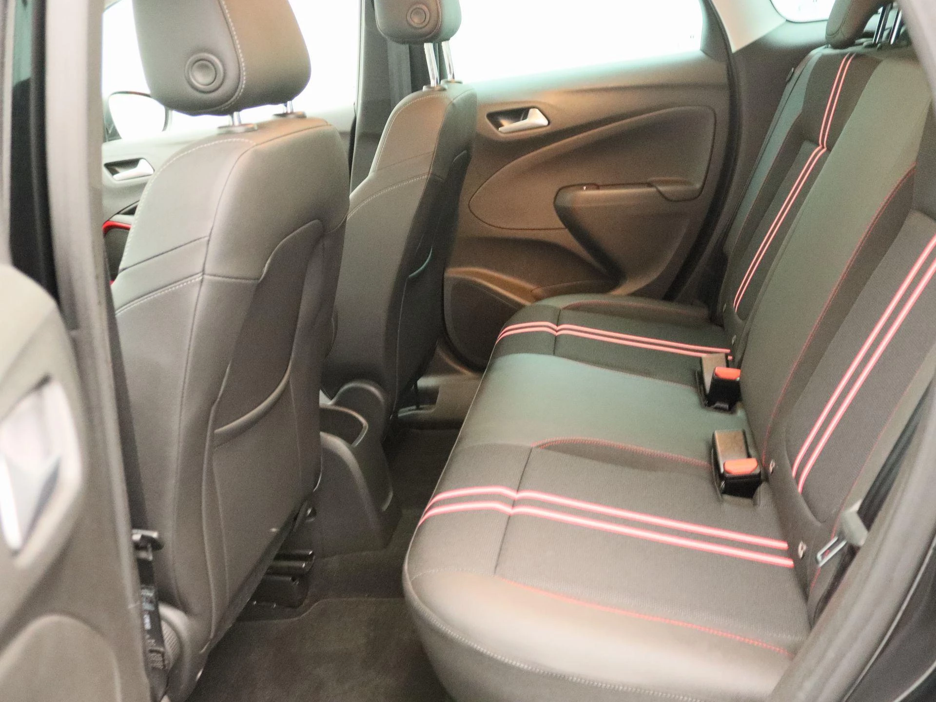 Opel-Crossland-image-14