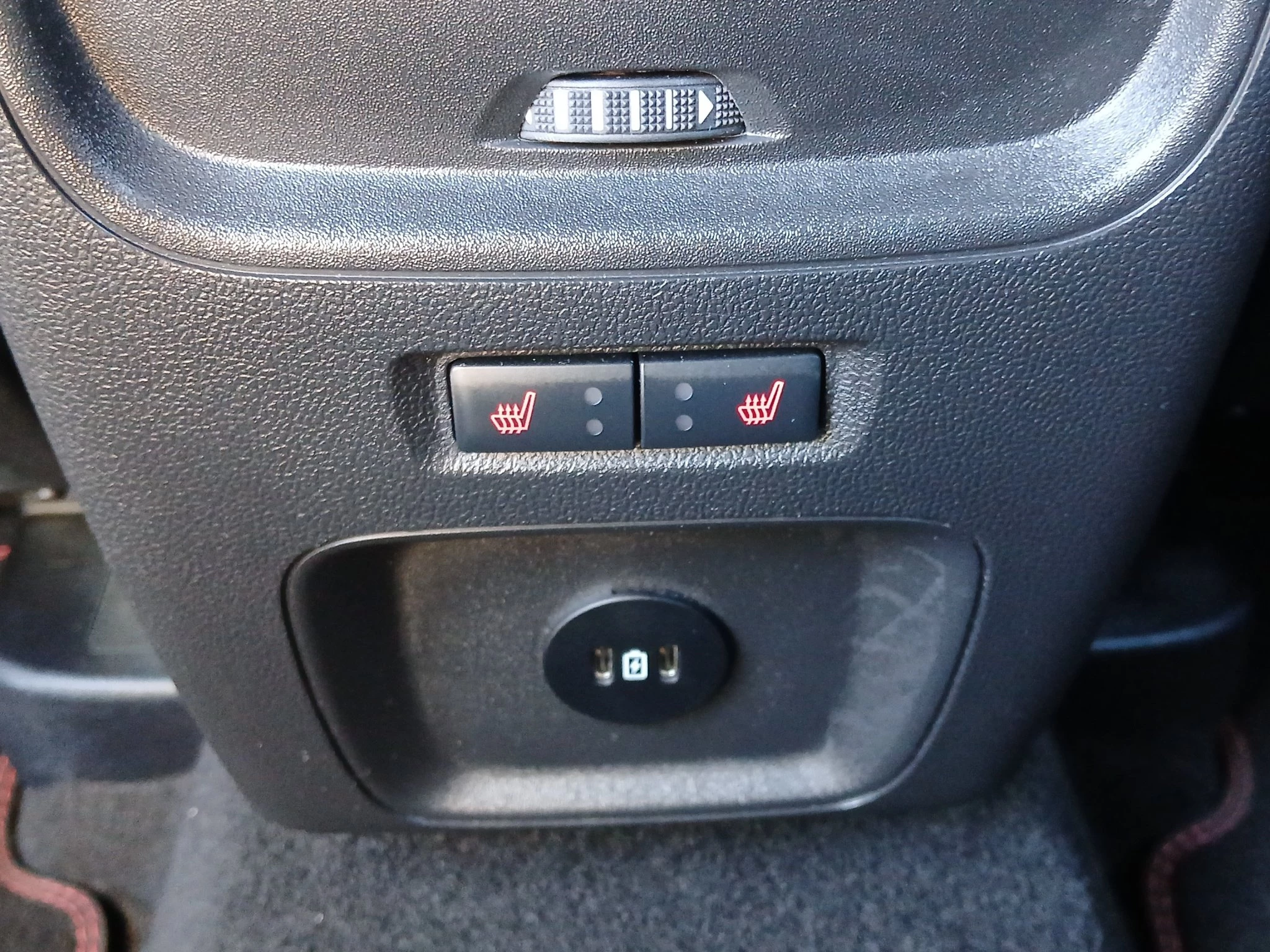 Ford-Kuga-image-28