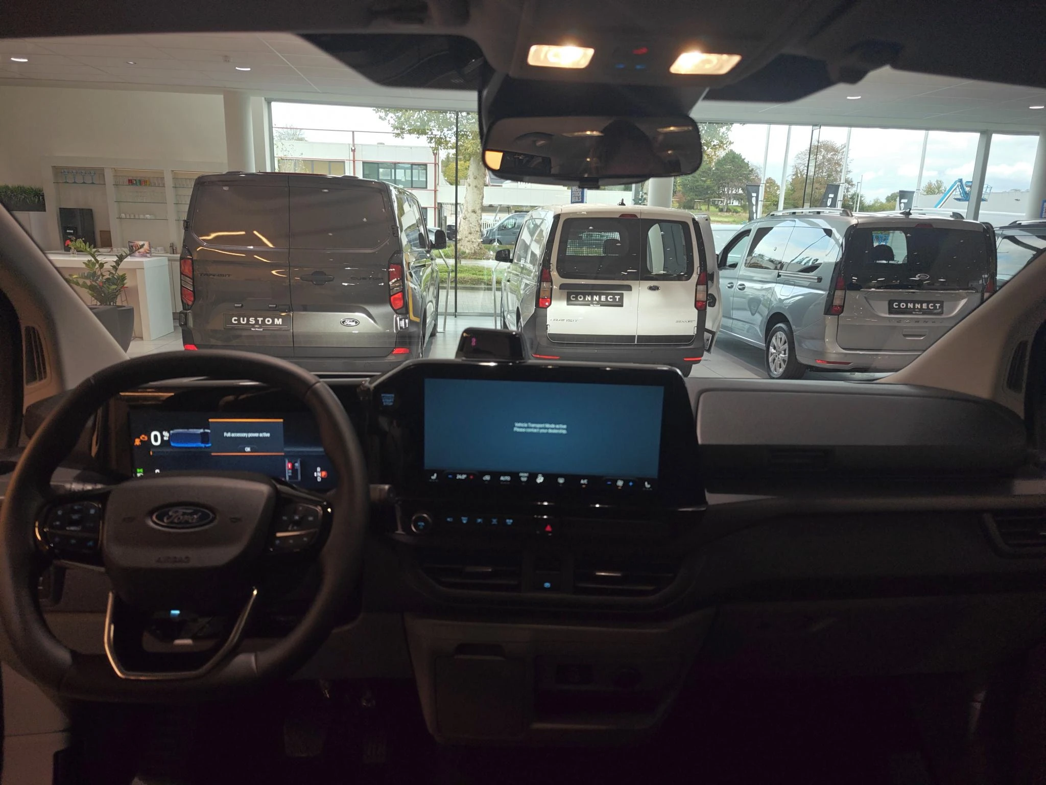 Ford-Tourneo Custom-image-12