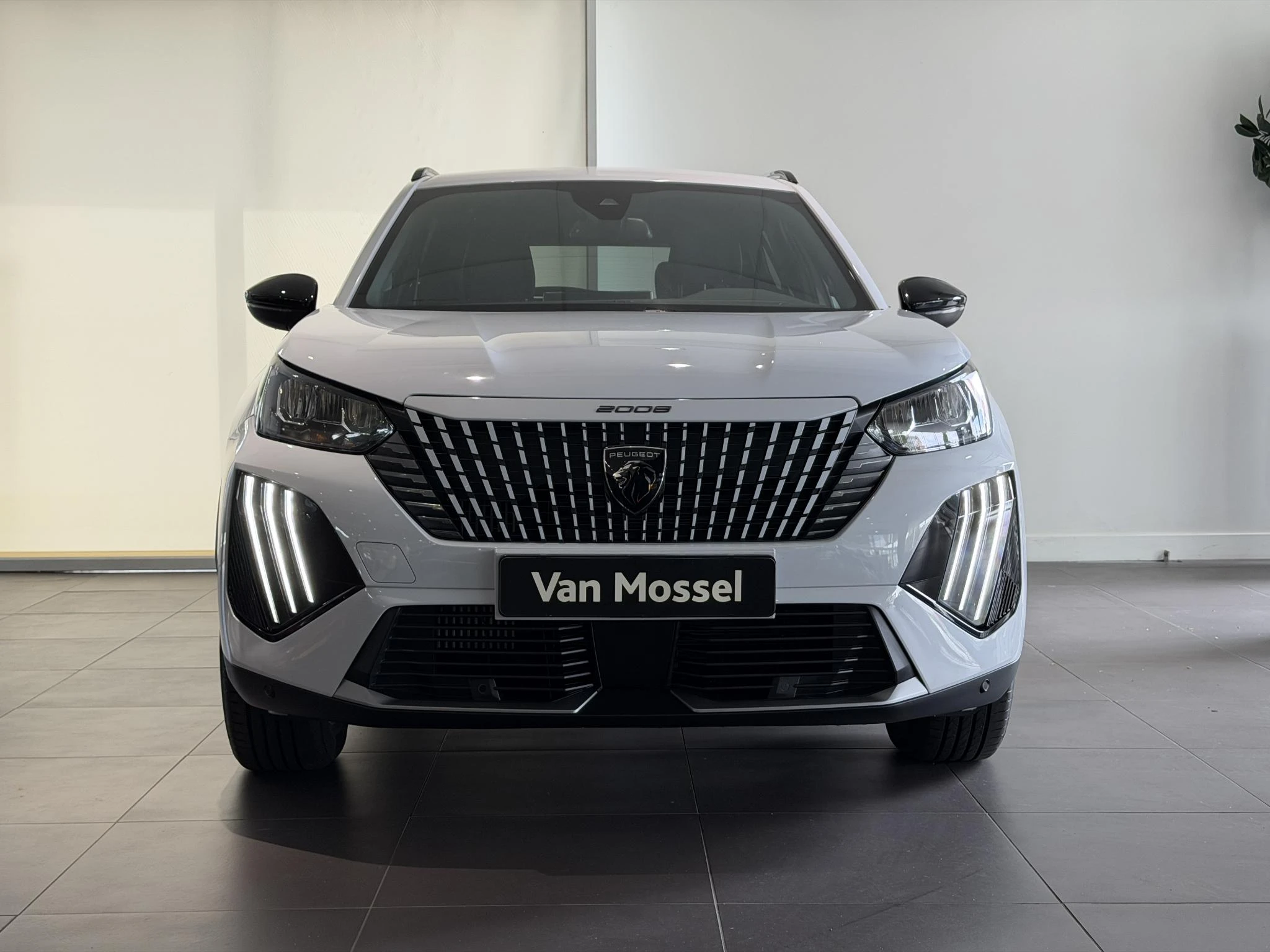 Peugeot 2008 1.2 Hybrid 145 Allure