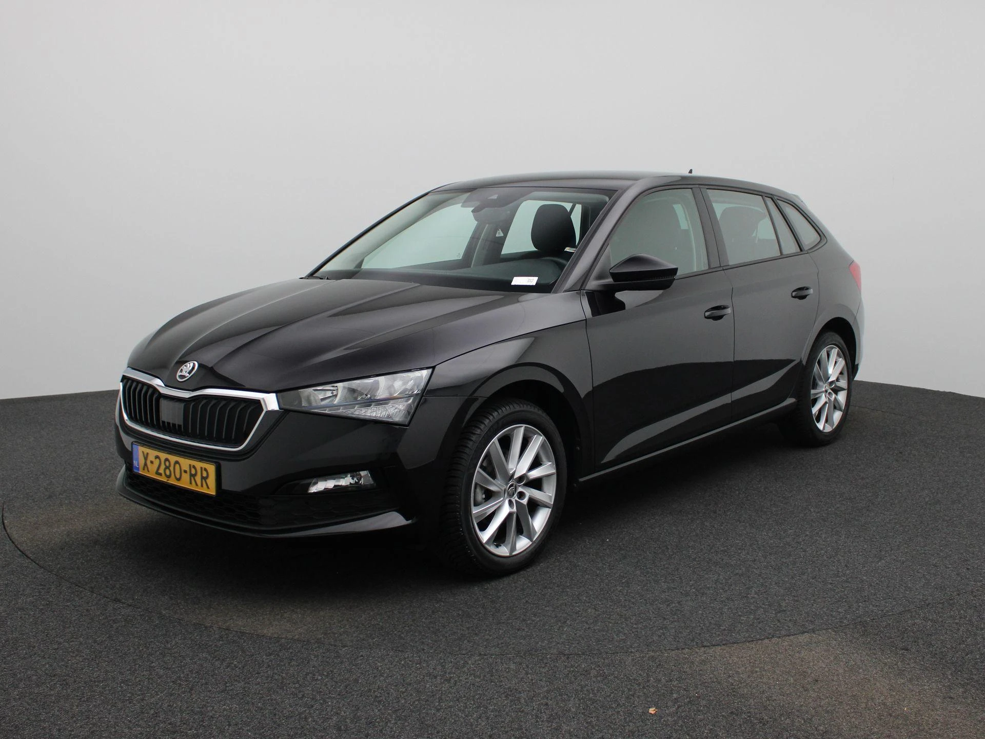 Škoda Scala - 1