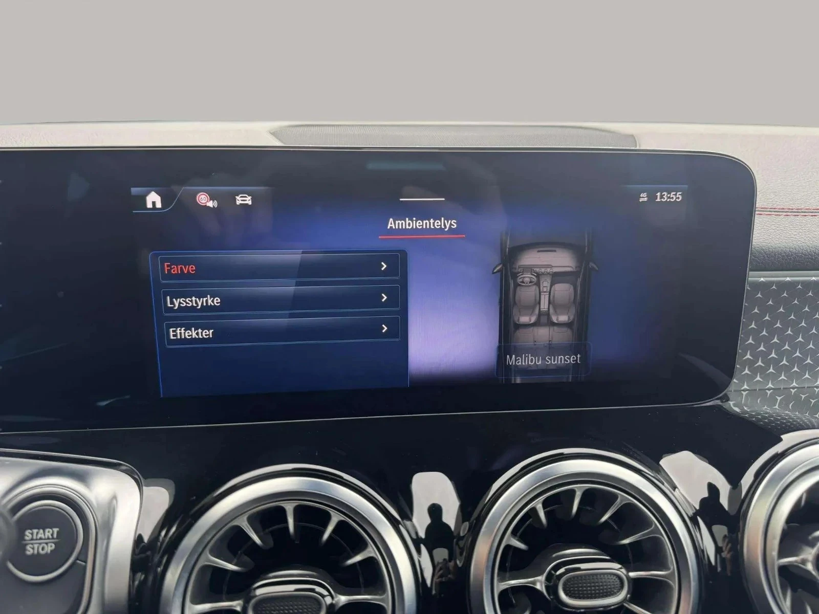 Mercedes-Benz-EQB-image-20