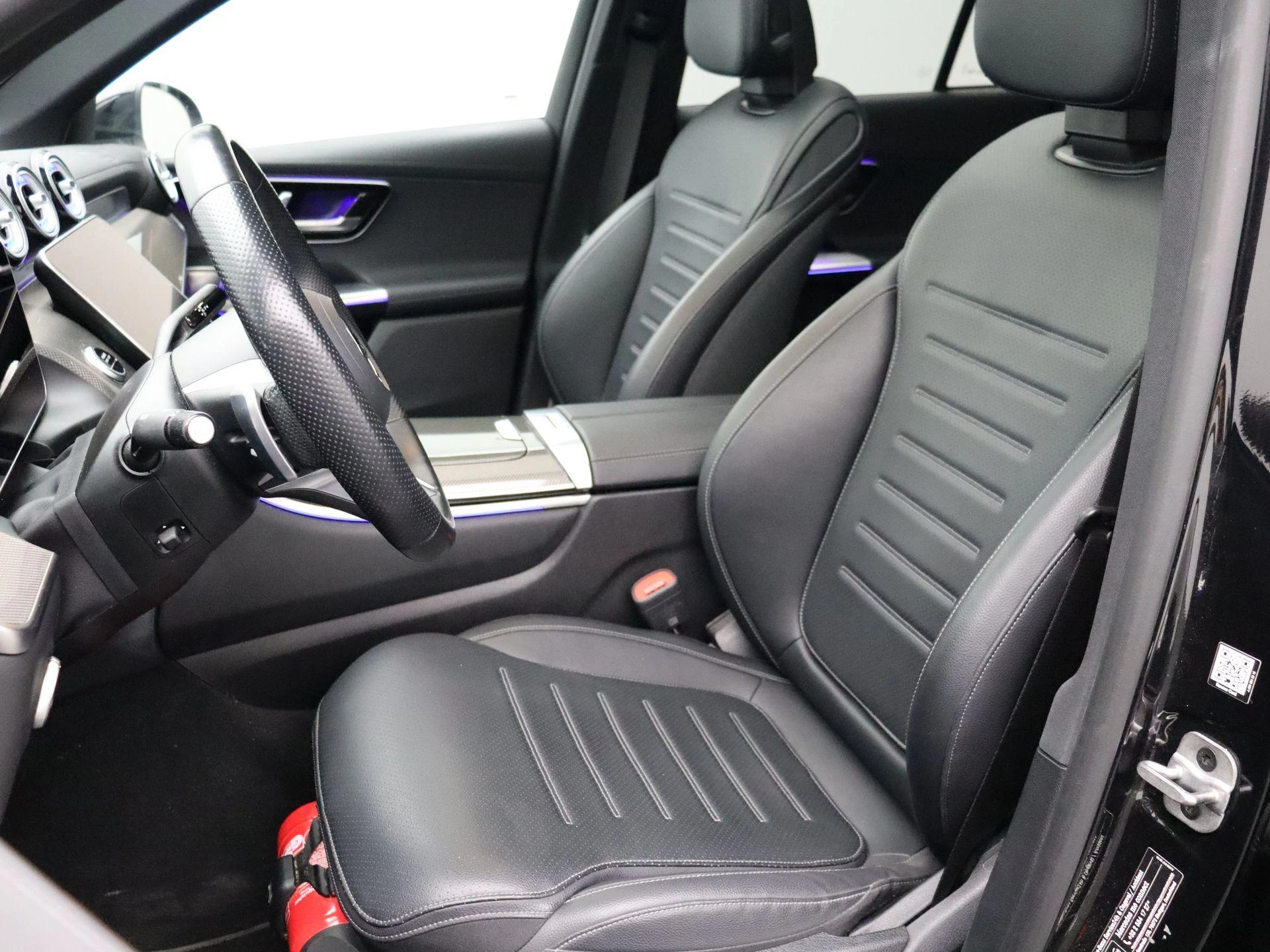 Mercedes-Benz-GLC-image-22