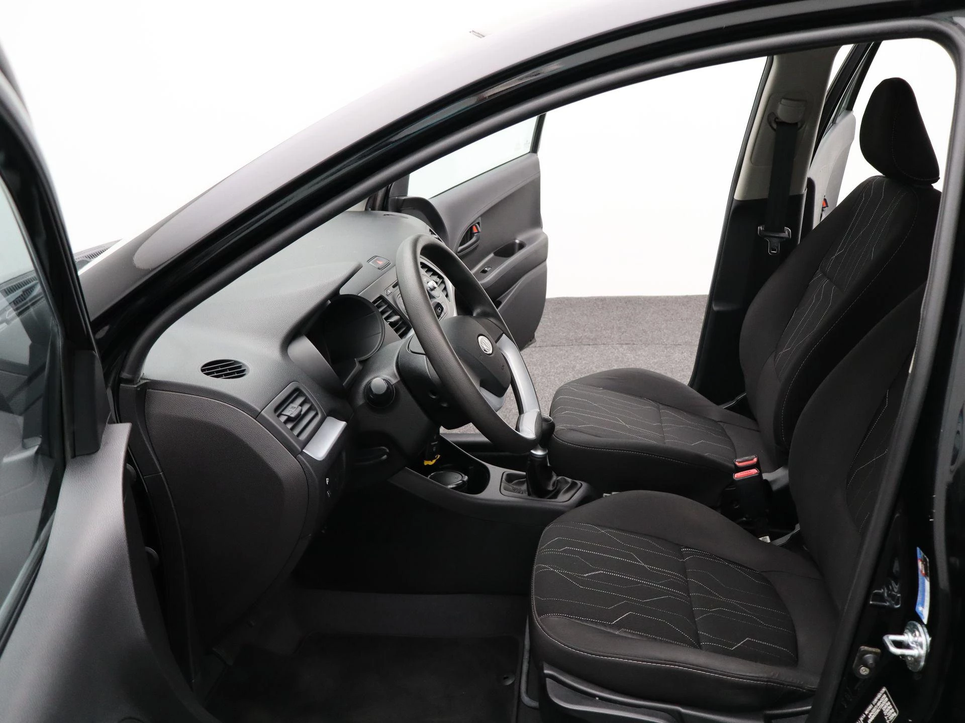 Kia-Picanto-image-13