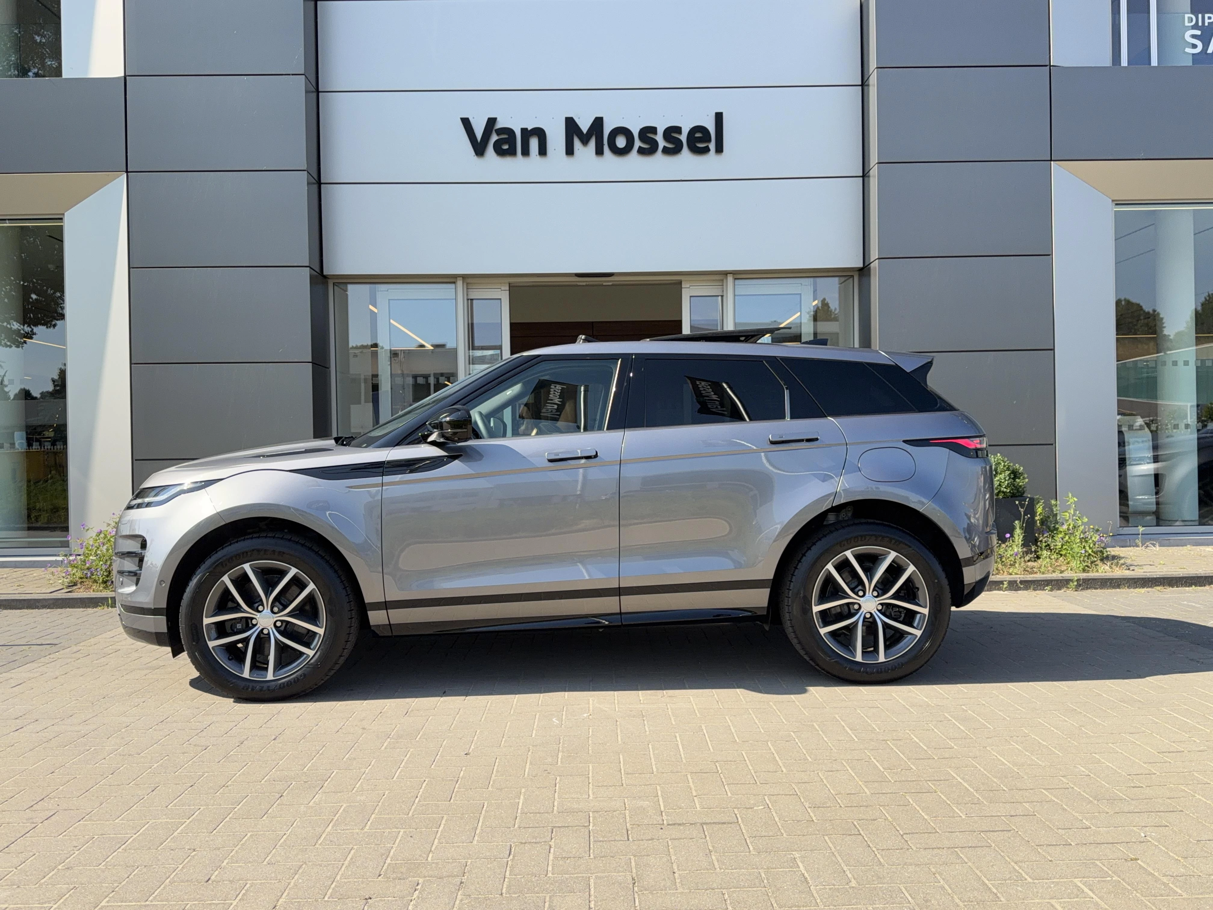 Land Rover Range Rover Evoque P270e Dynamic SE AWD Auto. 26MY