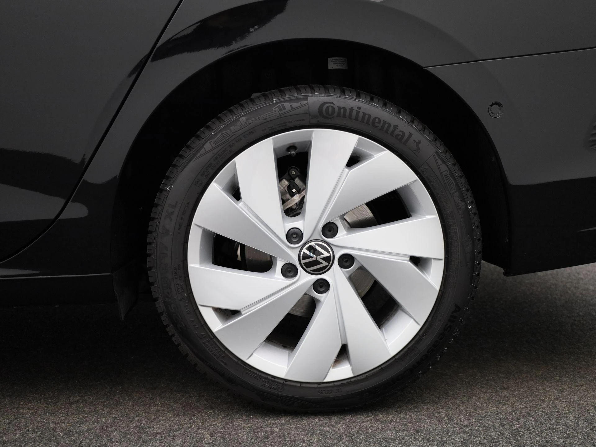 Volkswagen Golf - 13