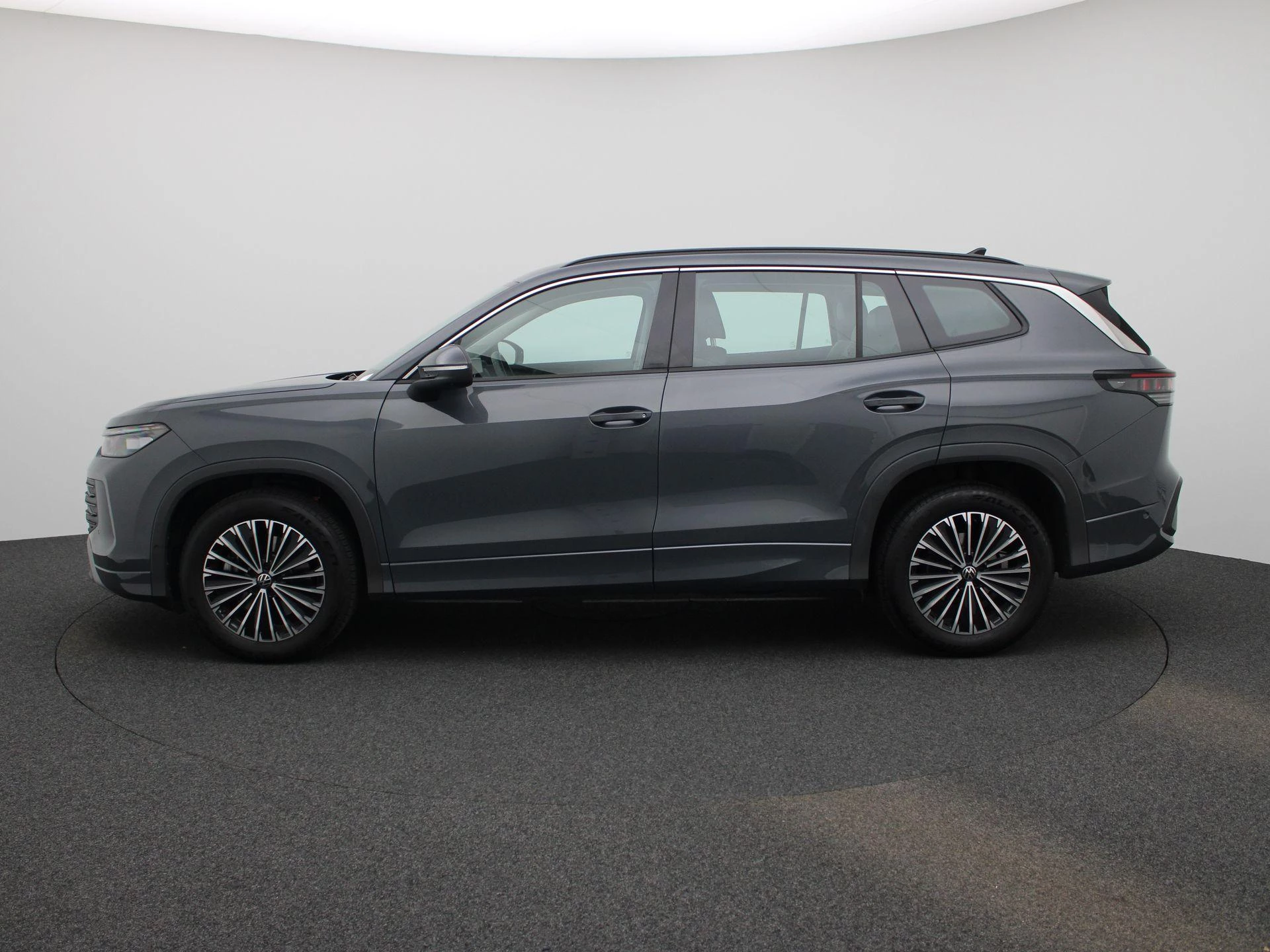 Volkswagen-Tayron-image-3