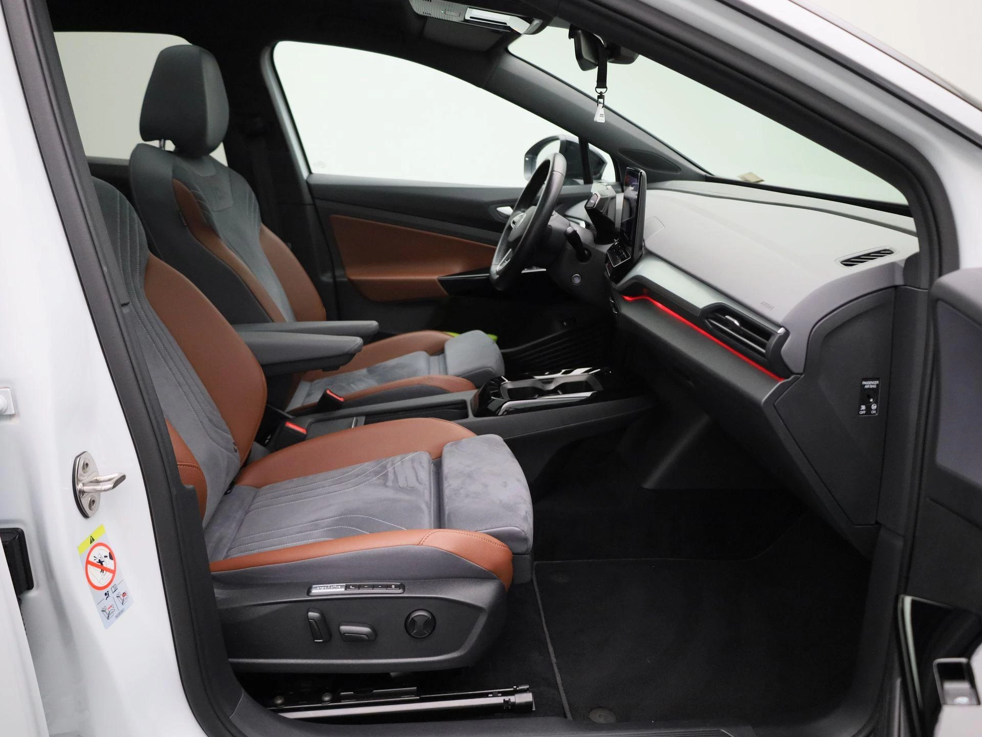 Volkswagen-ID.4-image-40