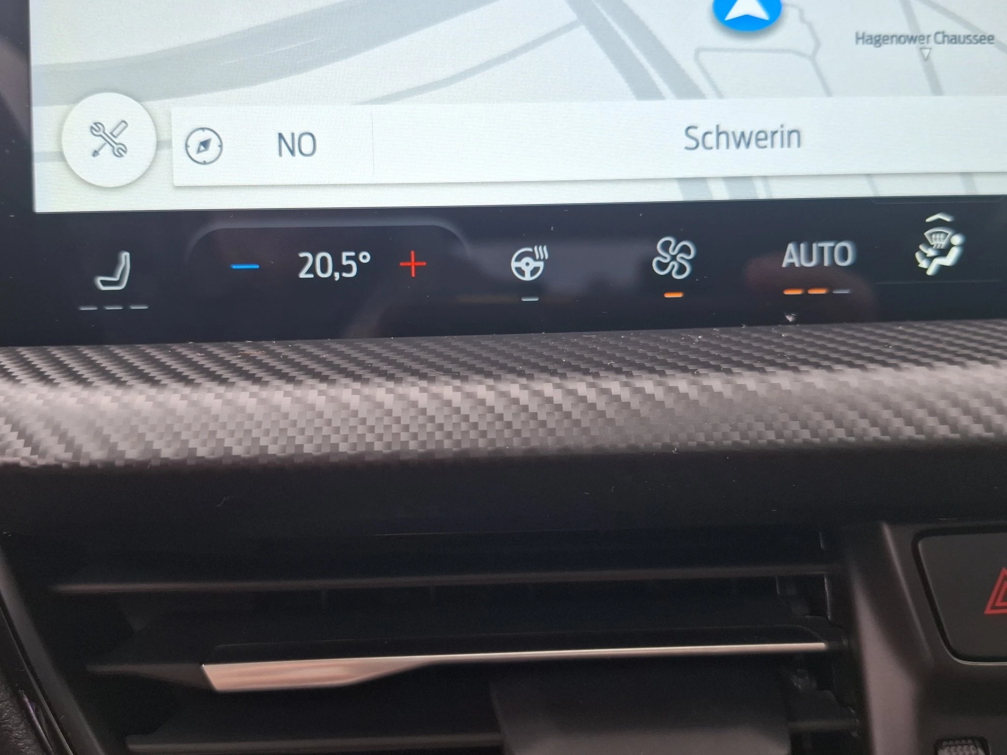 Ford Kuga ST-Line X*PANO*AHK*LED-MATRIX*360GRAD*ACC*NAVI*SOUND-SYS.