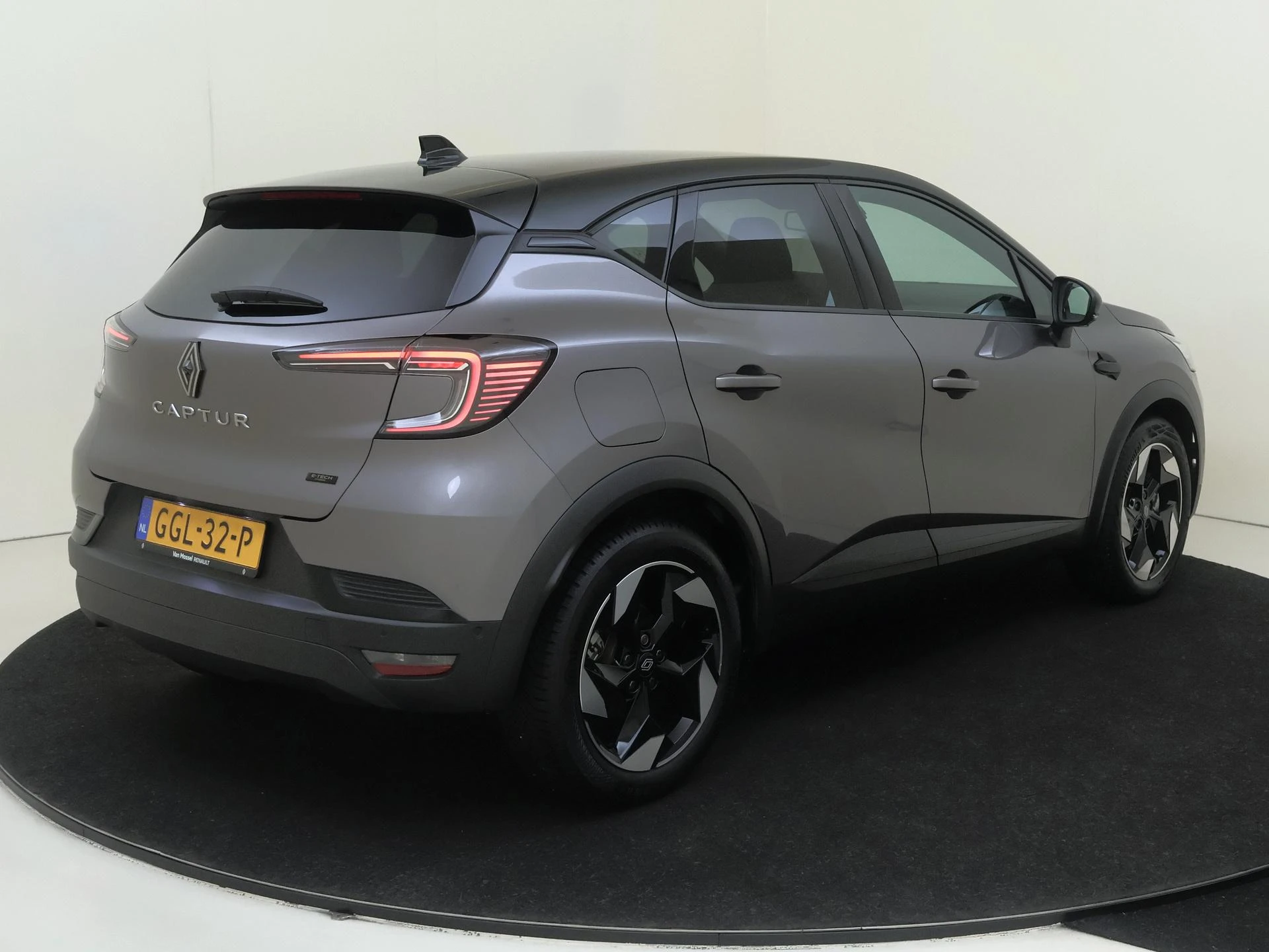 Renault-Captur-image-6