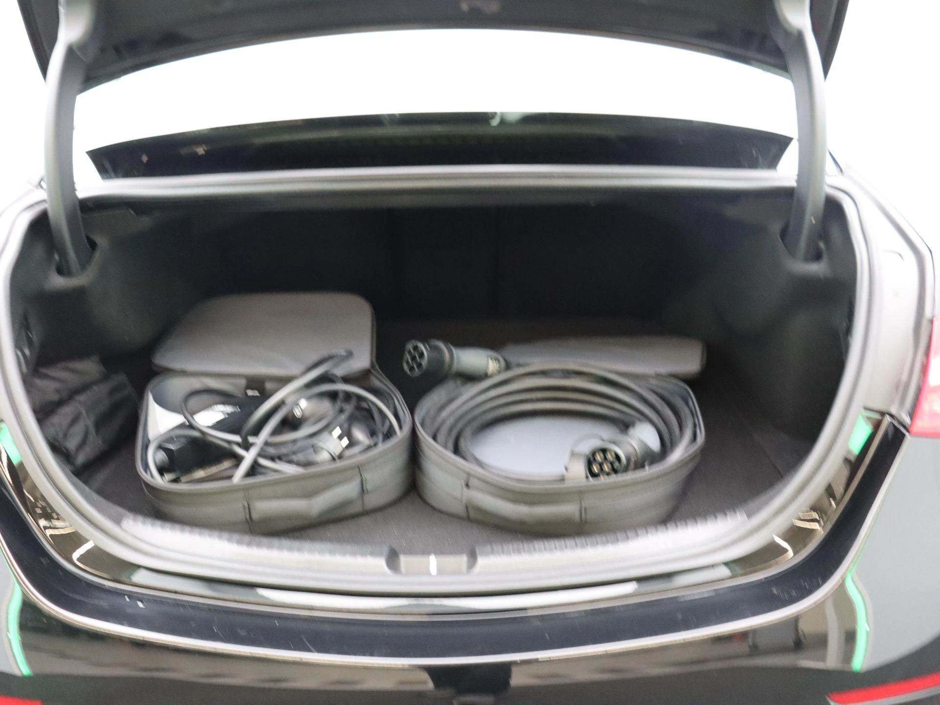 Mercedes-Benz Classe C 300 e AMG Line Berline + CARPLAY + LED + CAMERA + NIGHTPAKKET +