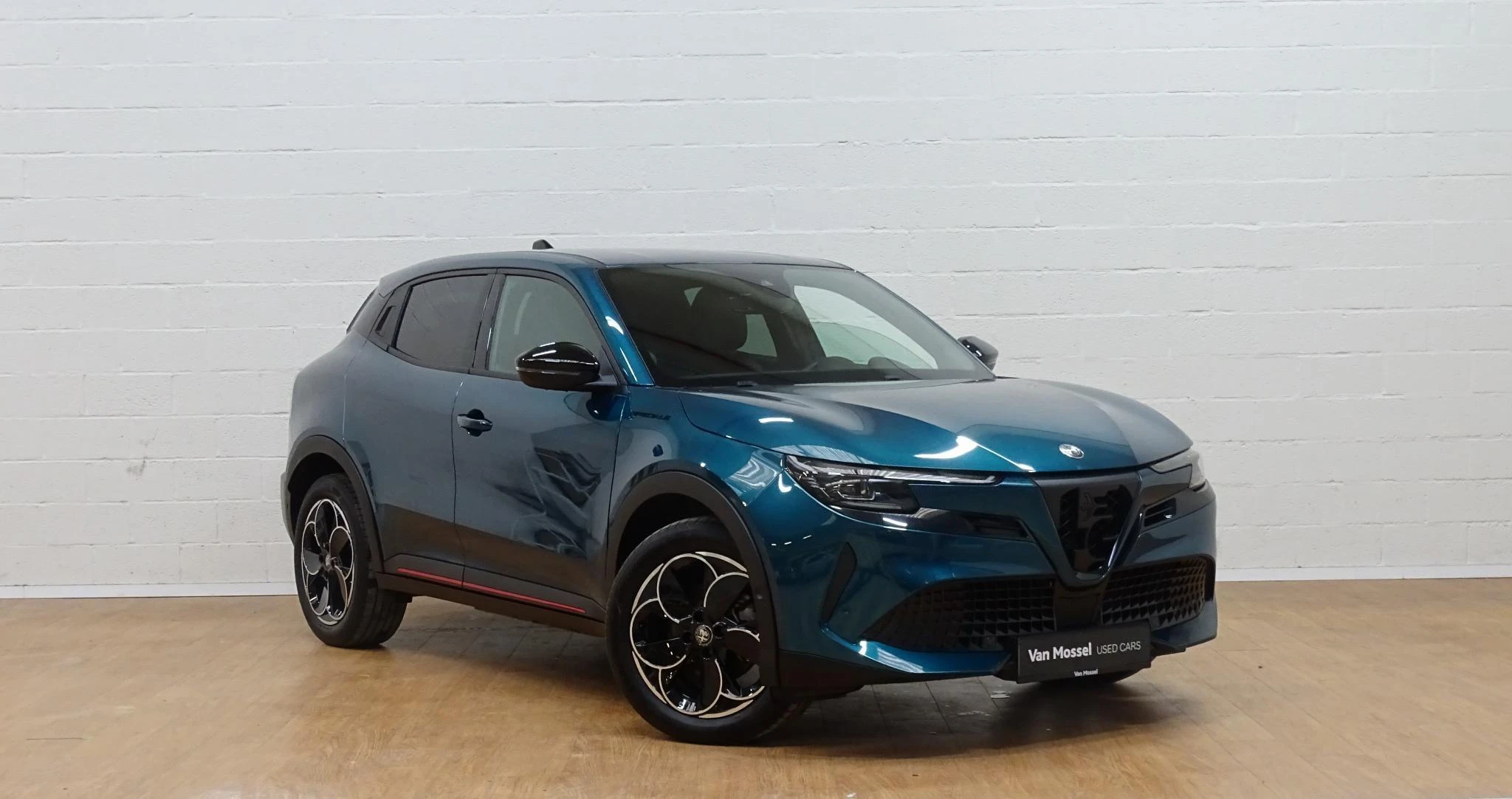 Alfa Romeo-Junior-image-3