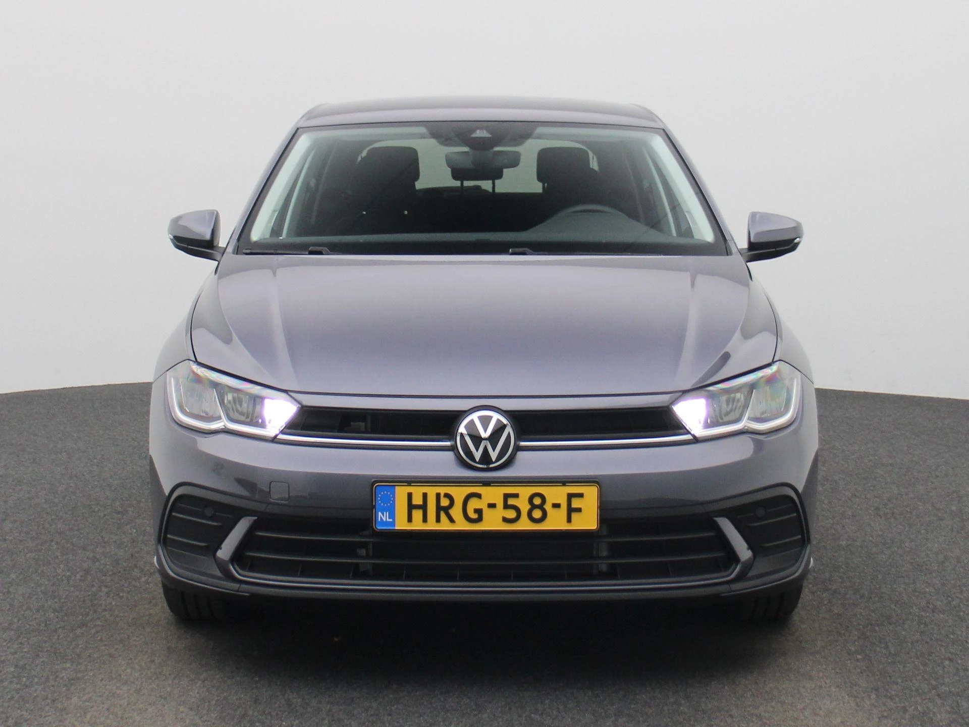 Volkswagen-Polo-image-2