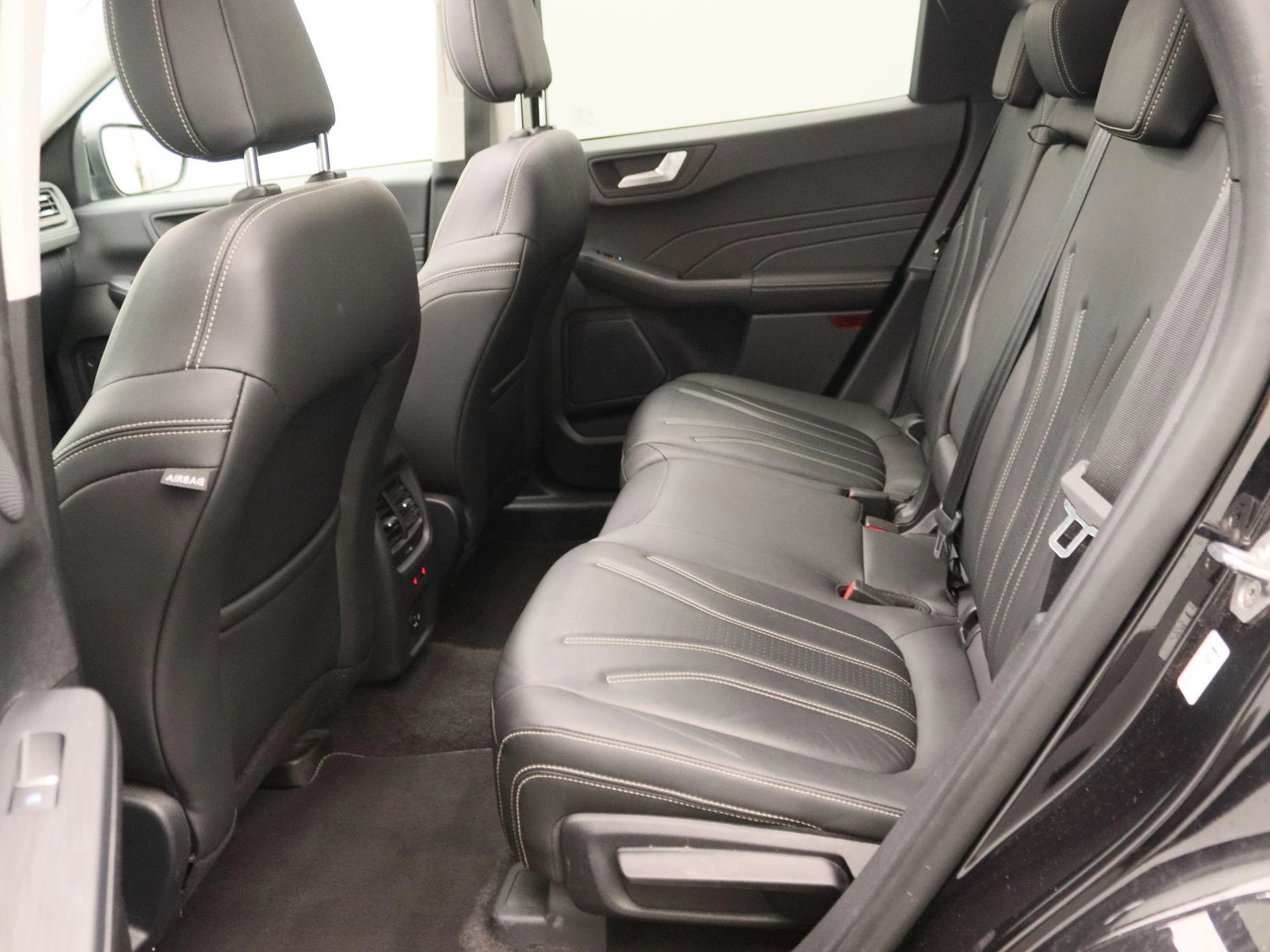 Ford-Kuga-image-14