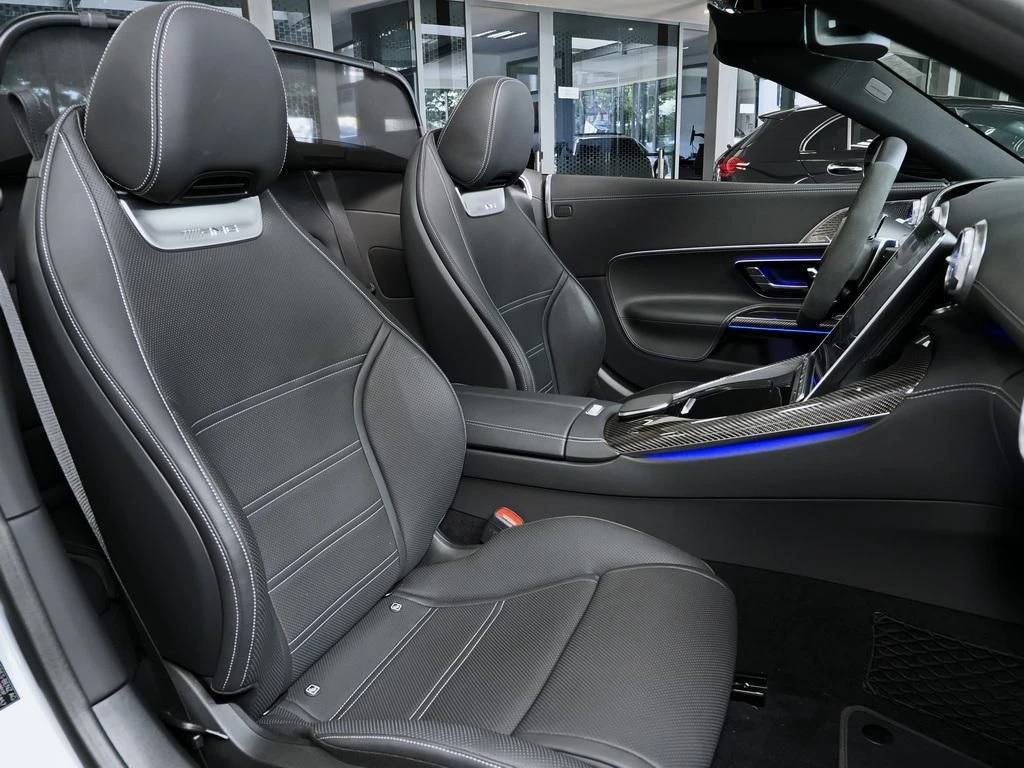 Mercedes-AMG-SL 63 AMG-image-13