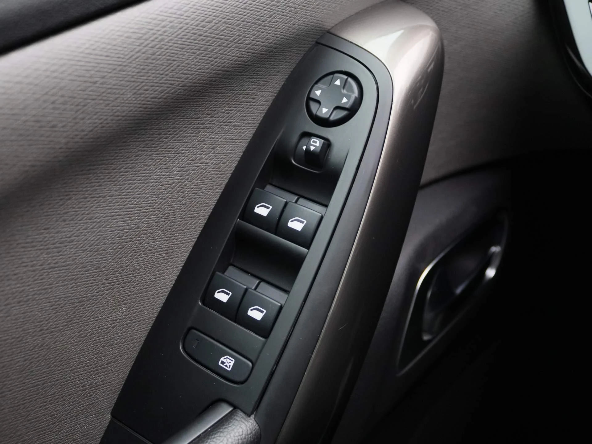 Citroën-C4grand Spacetourer-image-19