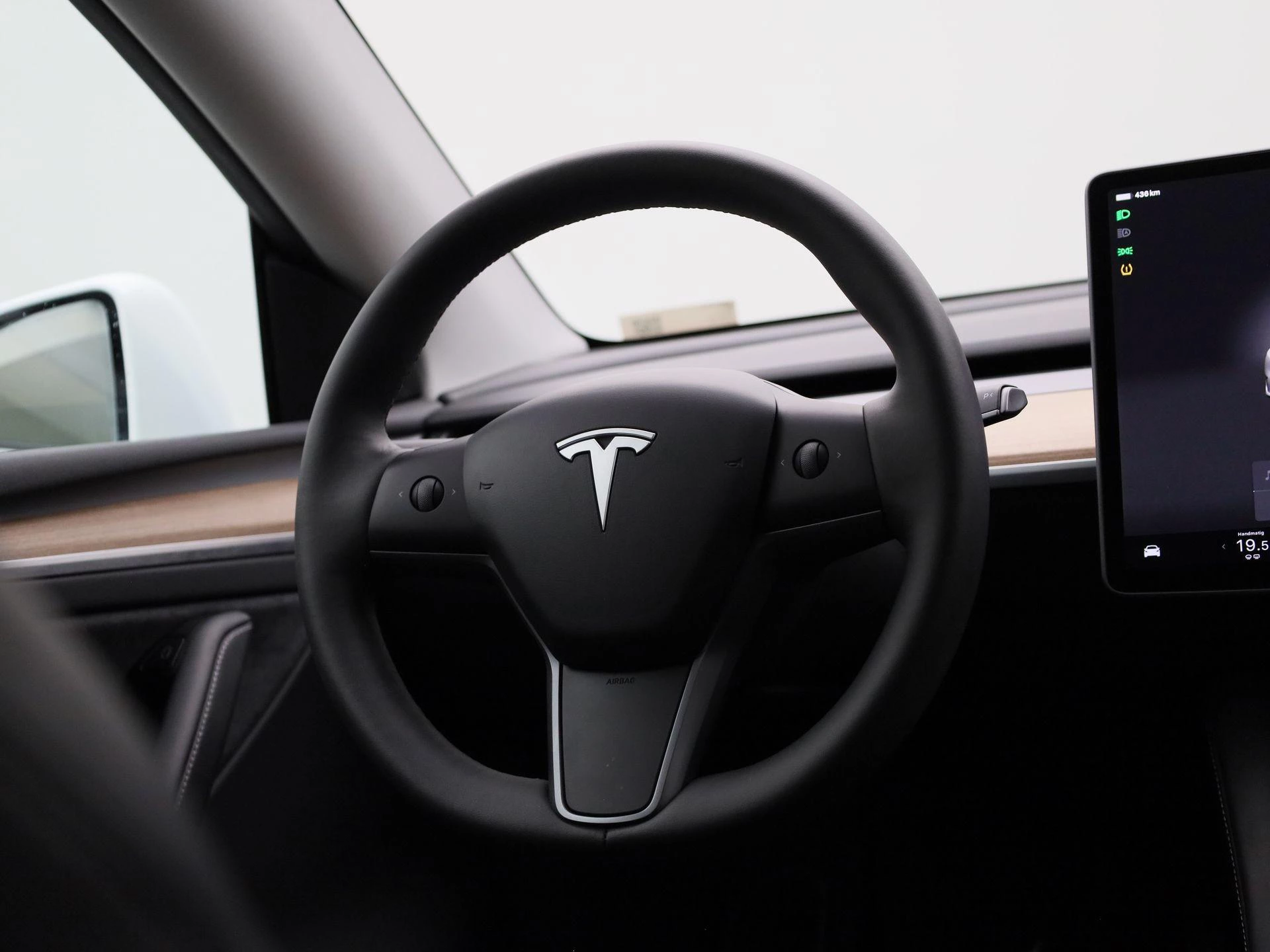 Tesla Model Y Long Range Dual Motor AWD