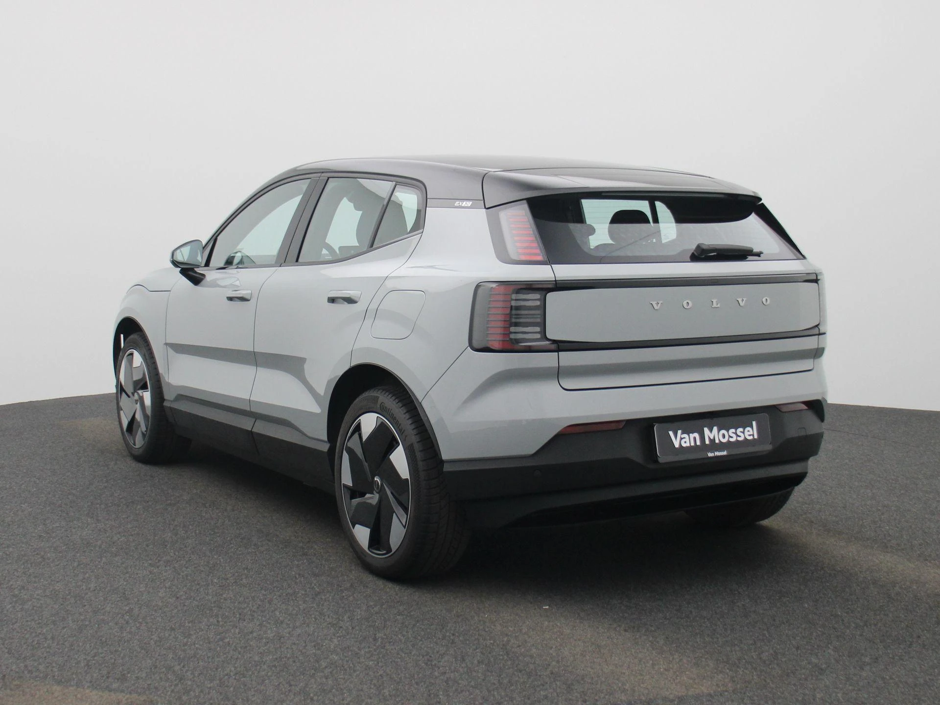 Volvo-EX30-image-1