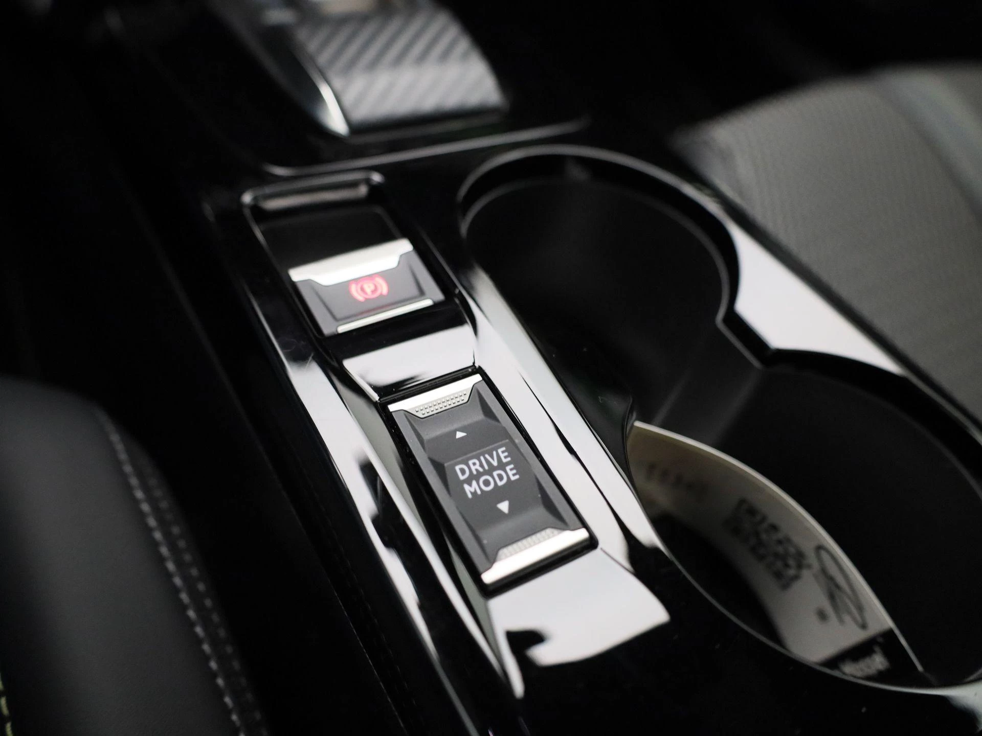 Peugeot-2008-image-31