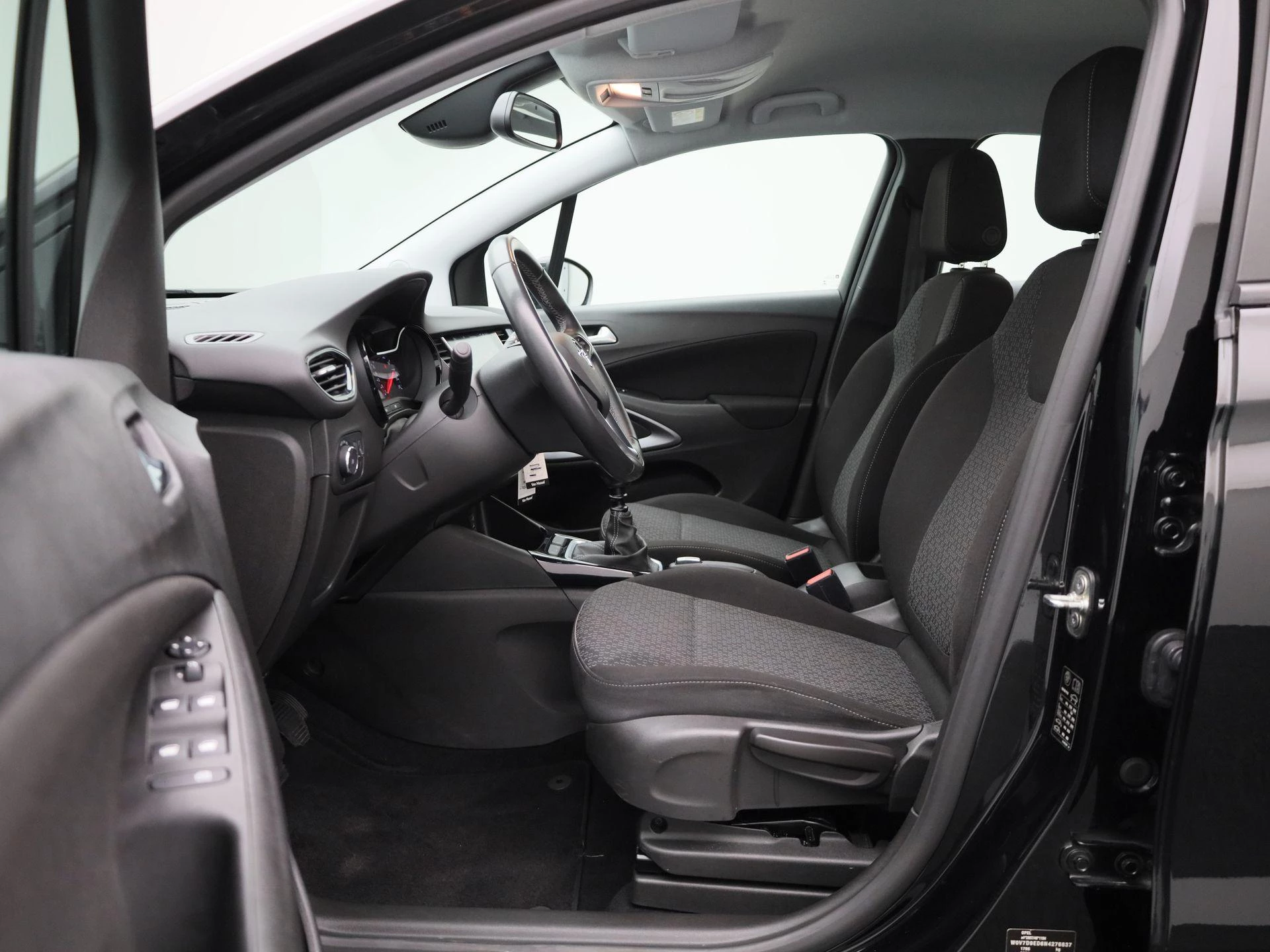 Opel-Crossland-image-12