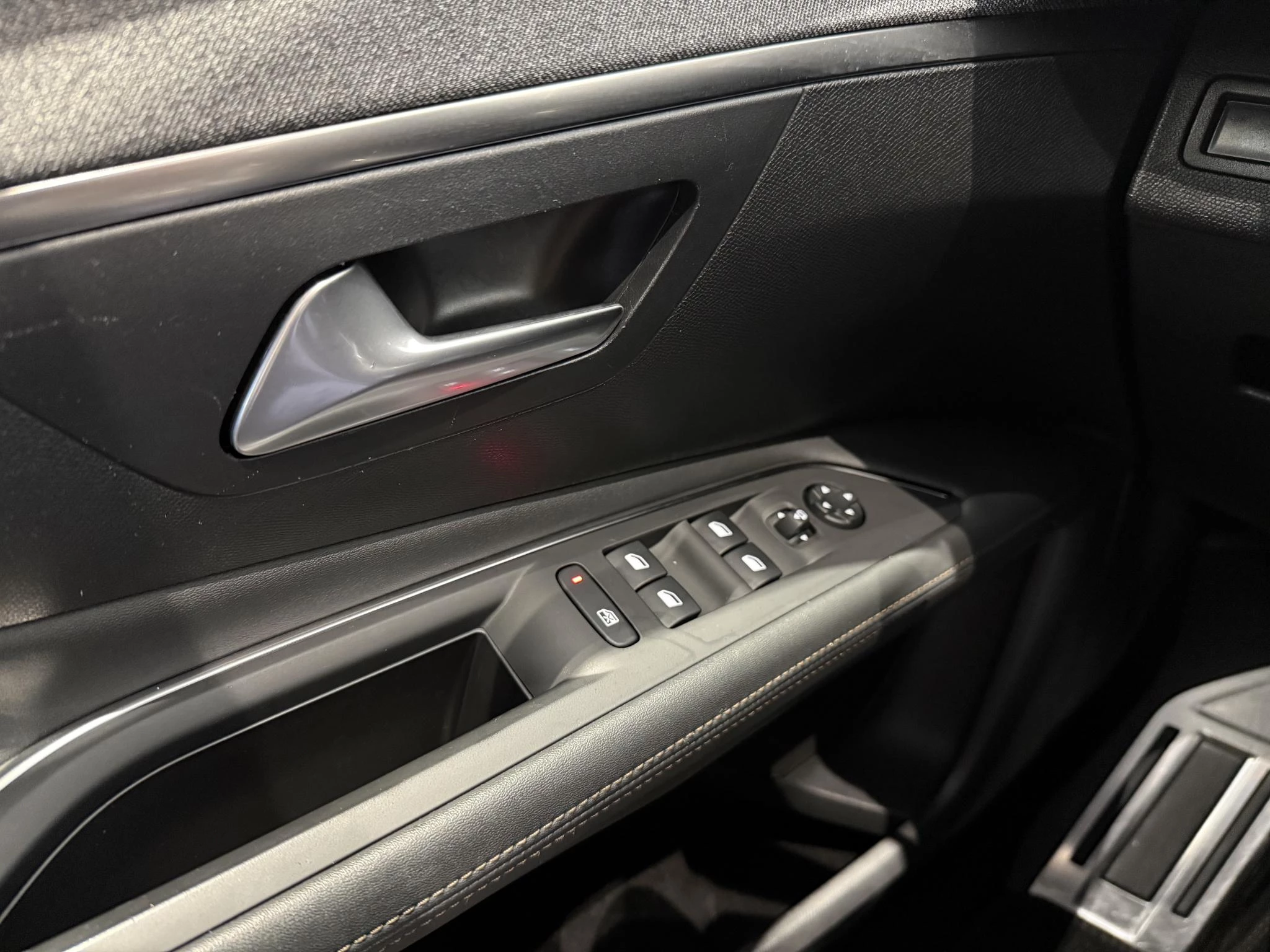 Peugeot-3008-image-16