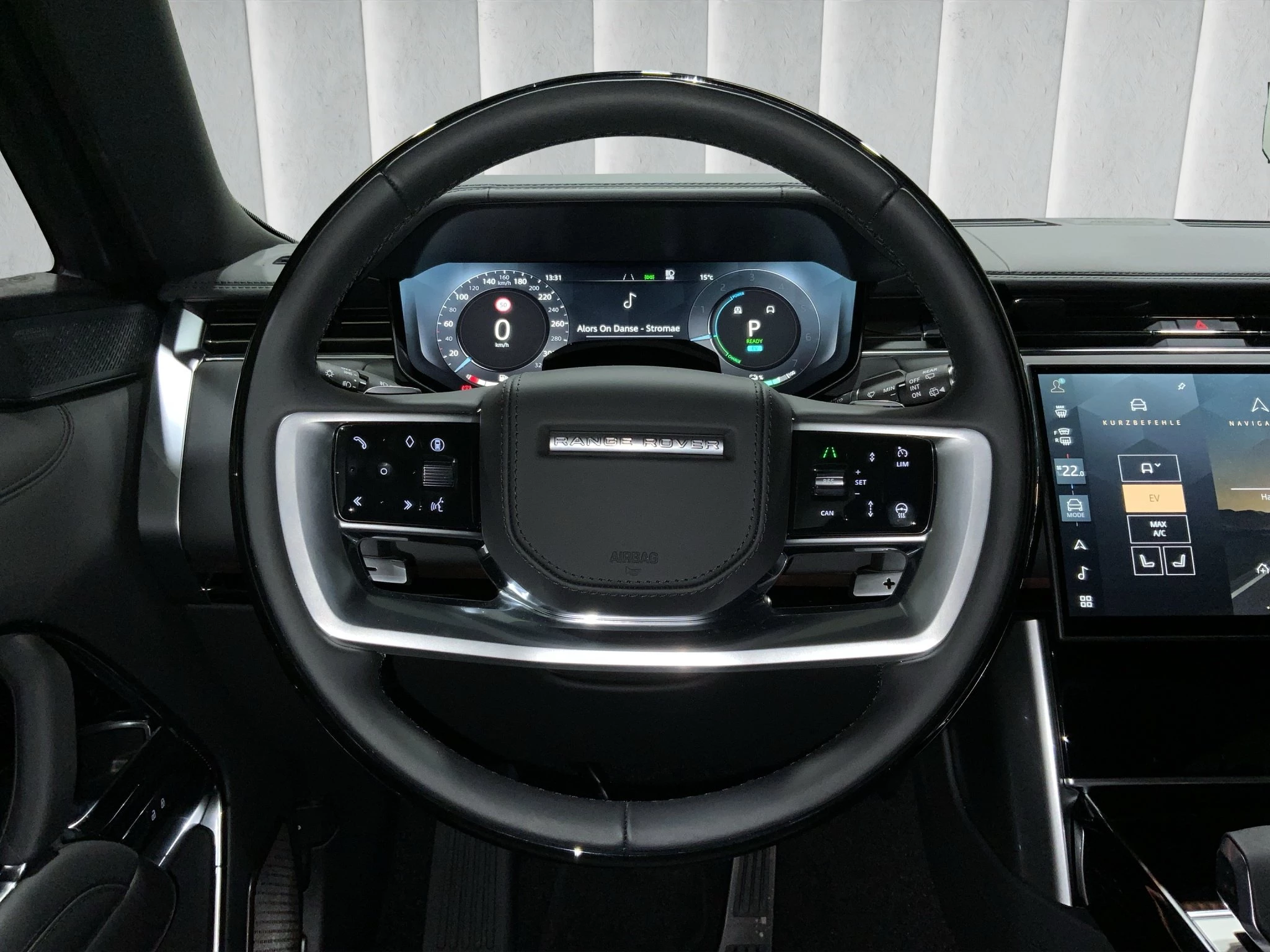 Land Rover Range Rover Autobiography 3.0 P550e 22 | AHK | Kühlfach