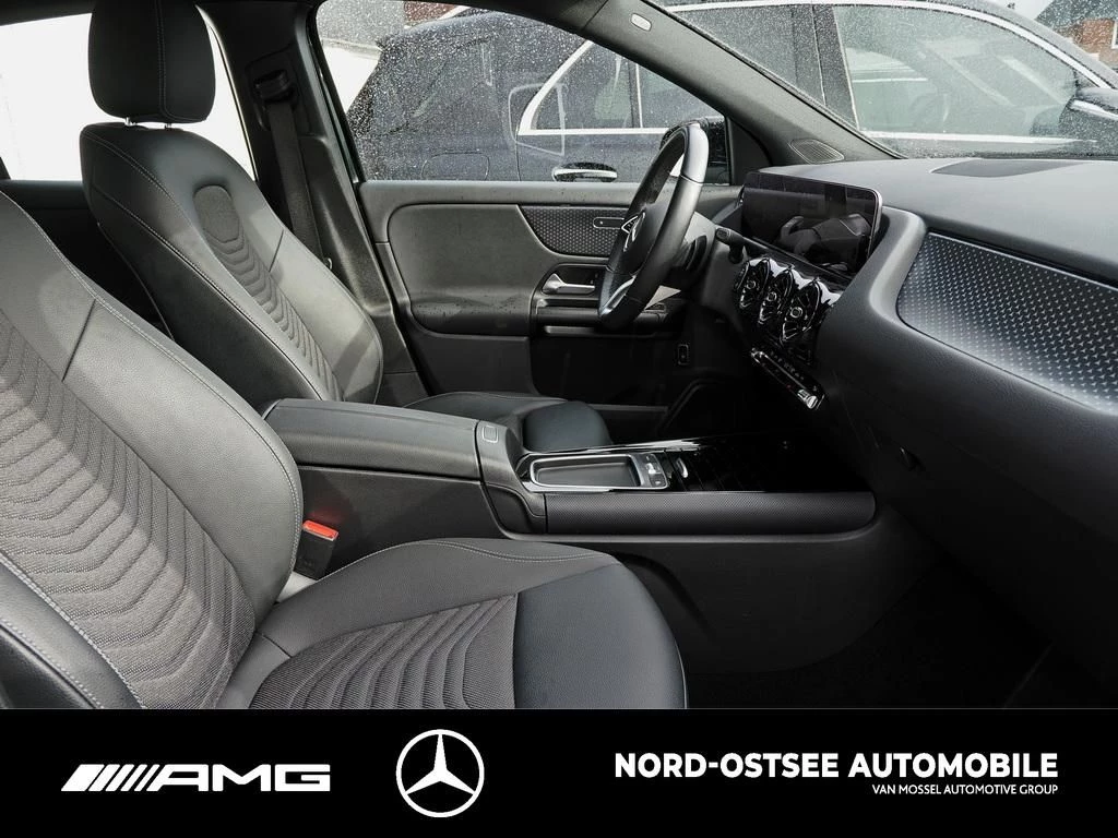 Mercedes-Benz GLA 200 ADVANCED SHZ KAMERA LED NAVI DCTH247 GLA 200 ADVANCED SHZ KAMERA LED NAVI DCT