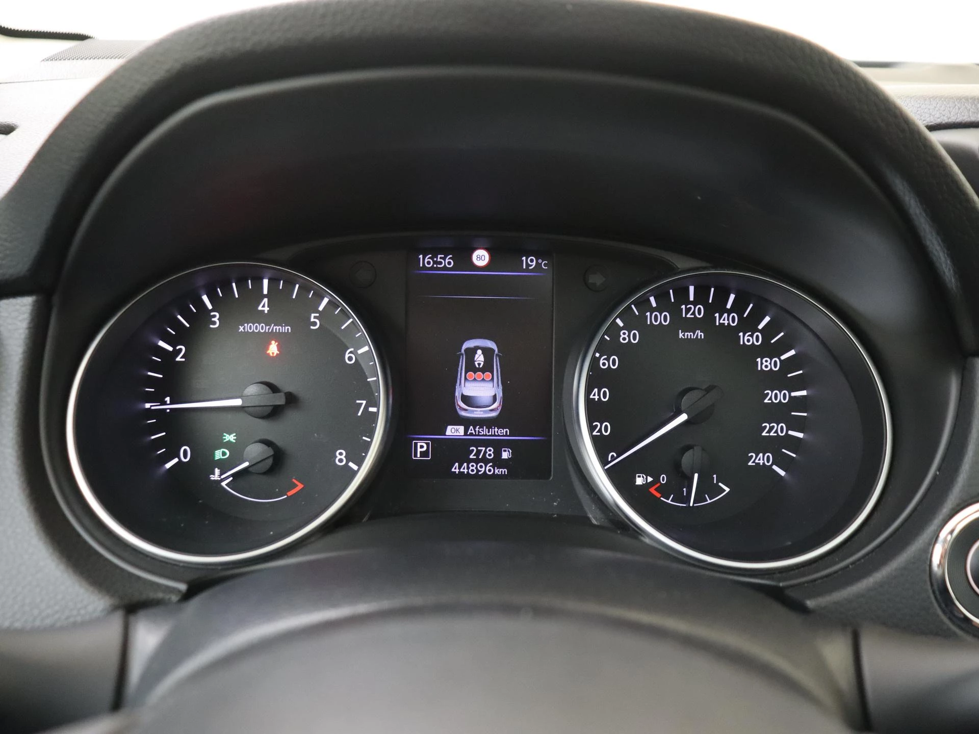 Nissan-QASHQAI-image-15