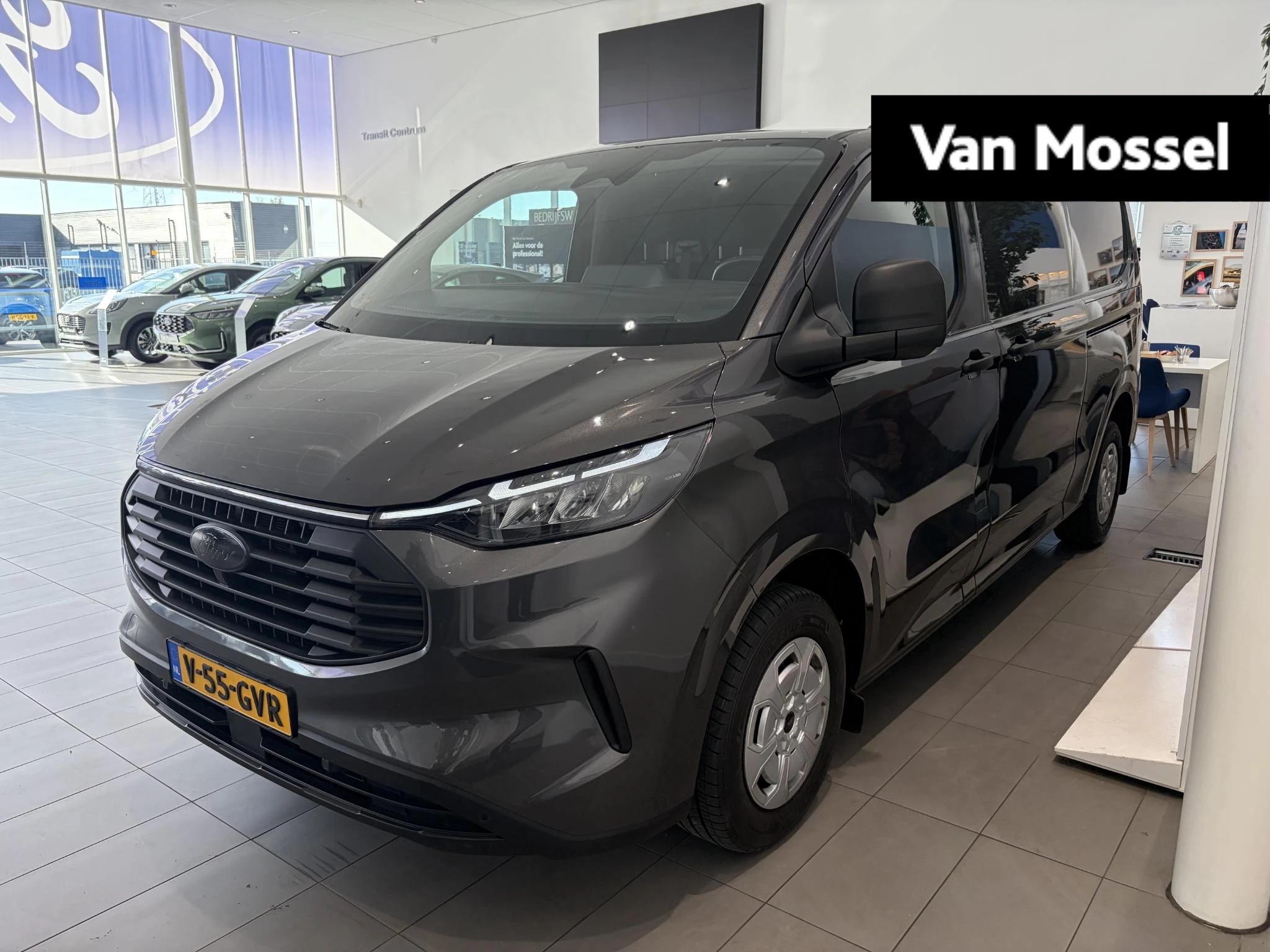 Ford-Transit Custom-image-0