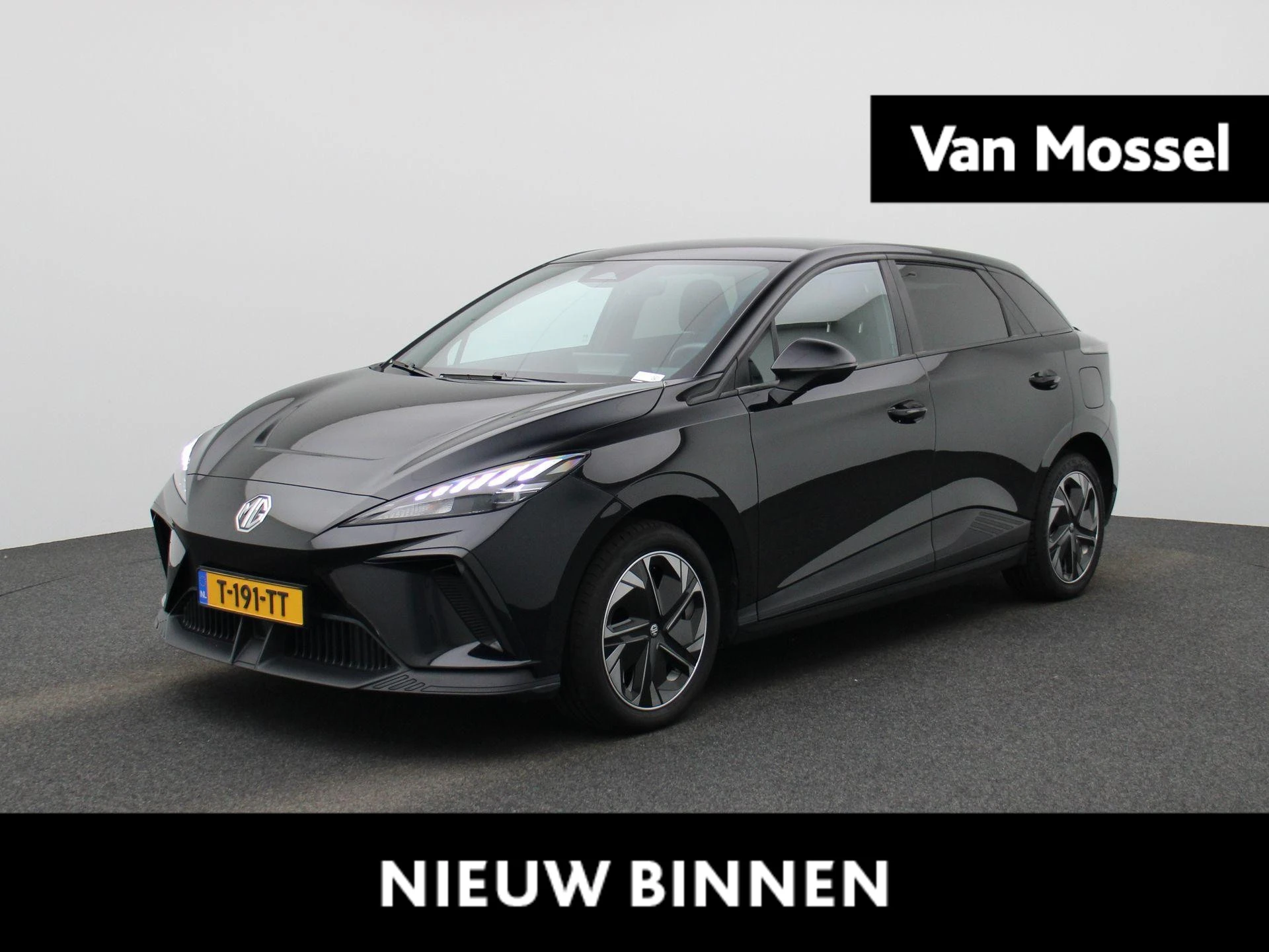 MG-MG4 EV-image-0