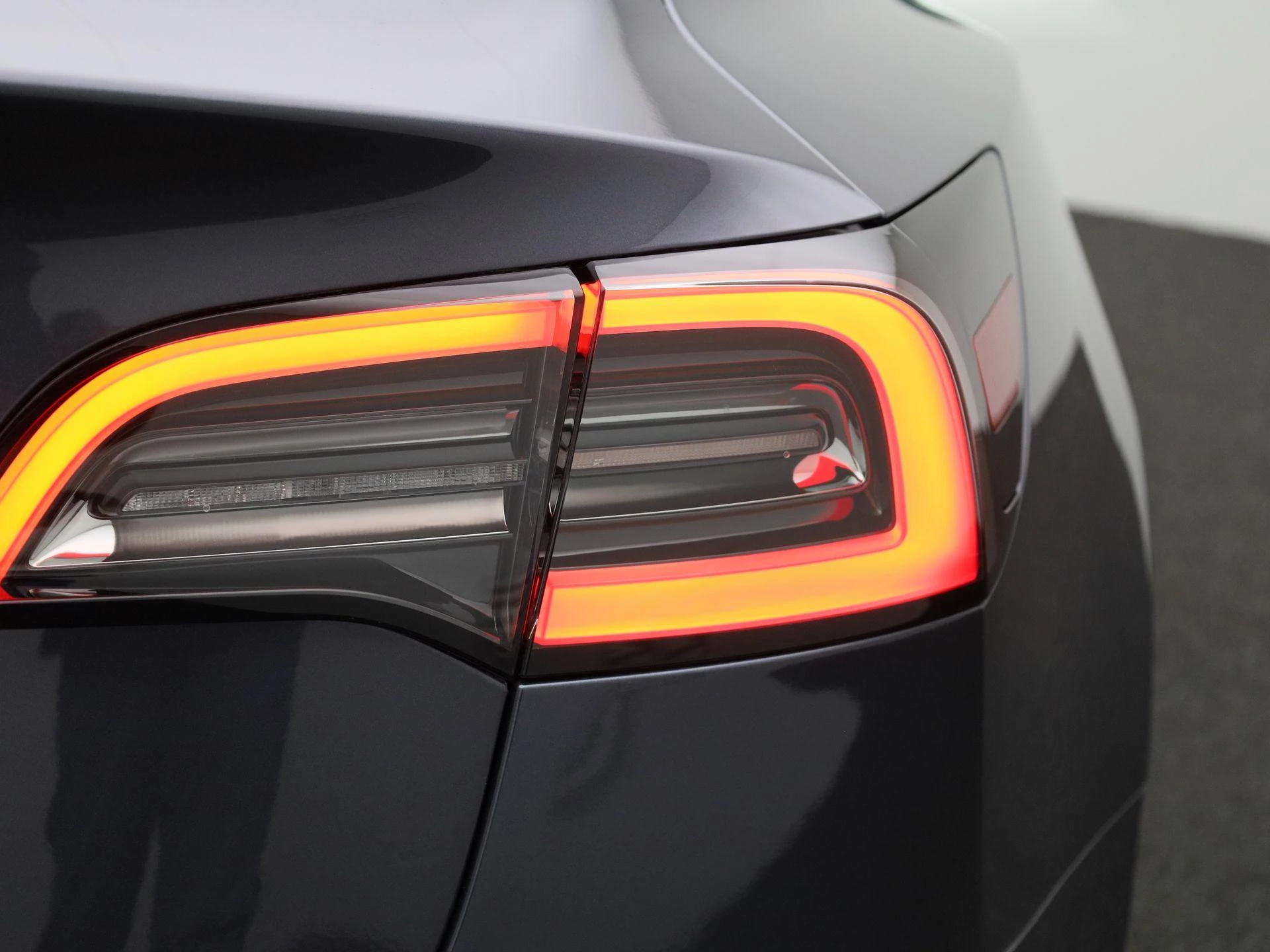 Tesla-Model 3-image-39