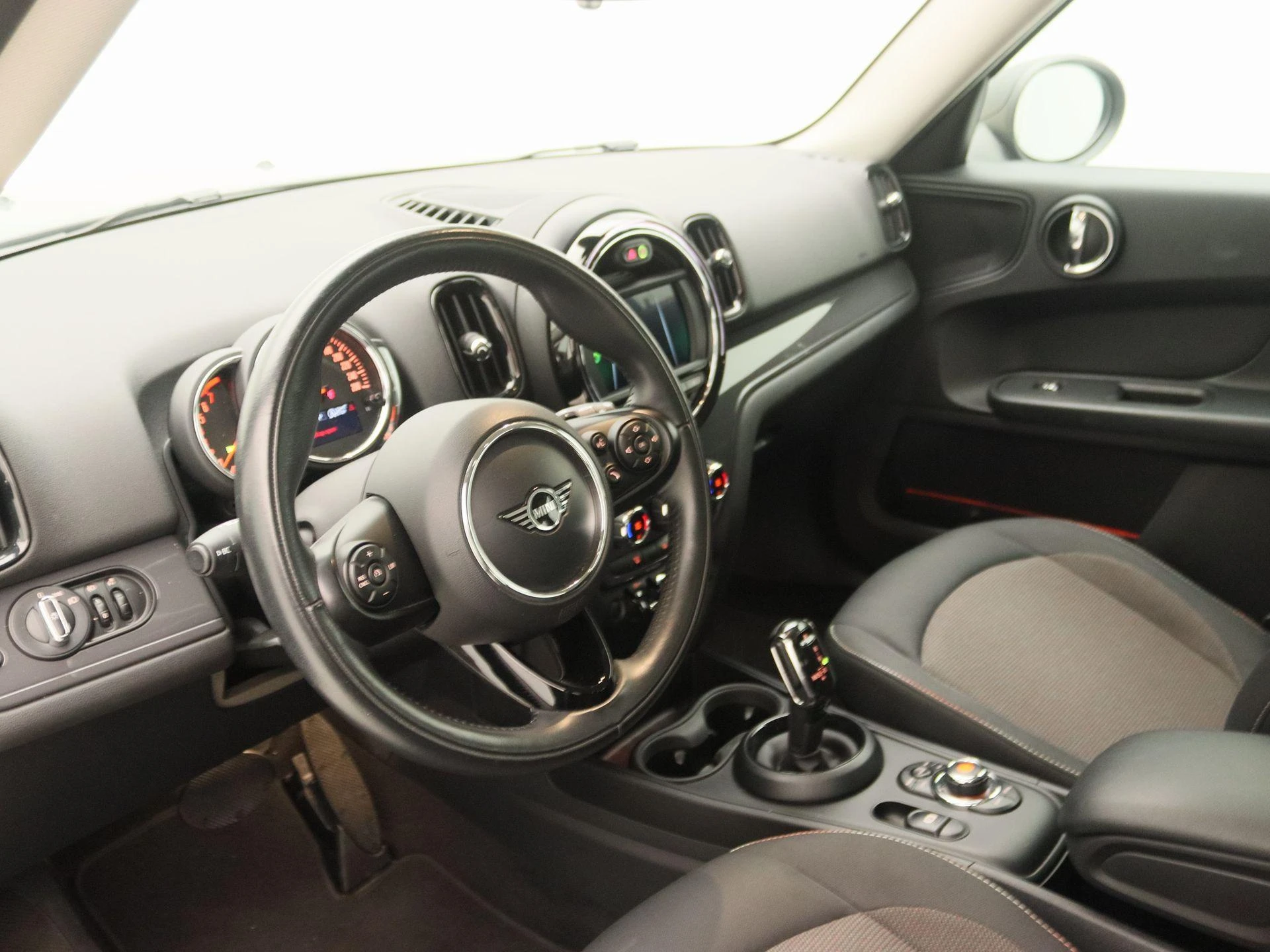 MINI-Countryman-image-22