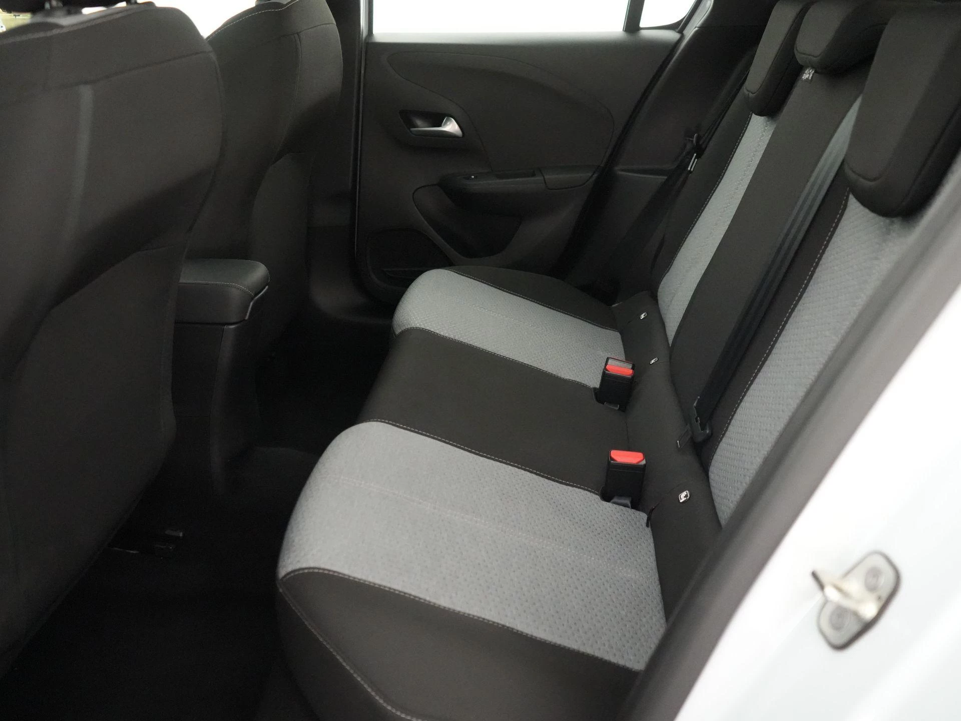 Opel Corsa 1.2T Edition automaat