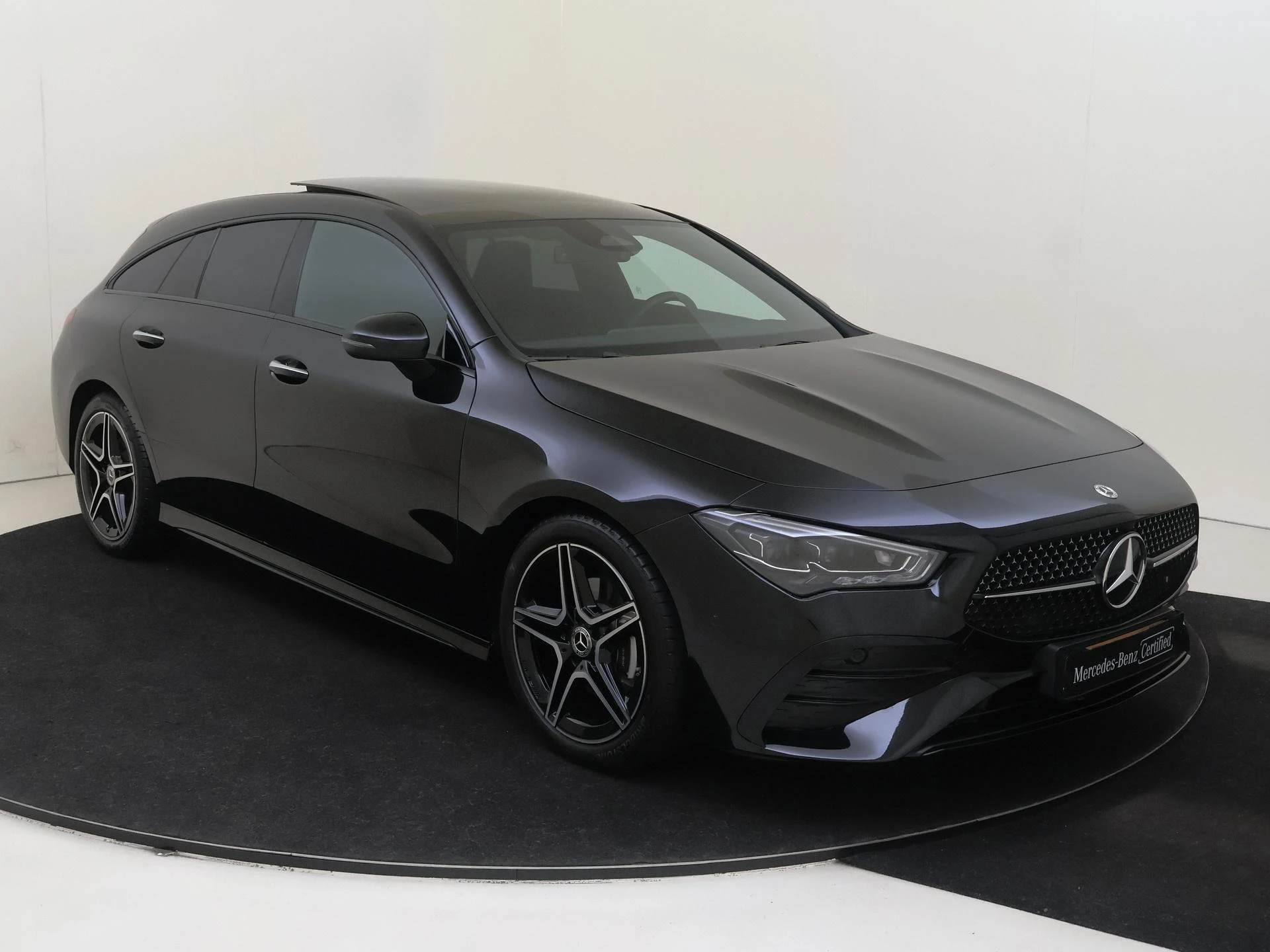 Mercedes-Benz CLA Shooting Brake 180 Star Edition AMG Line