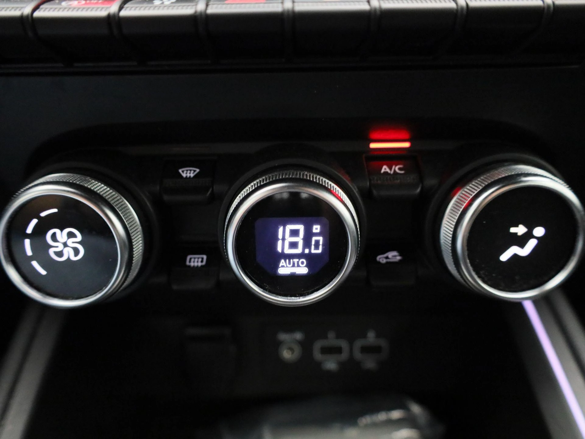 Renault-Clio-image-19