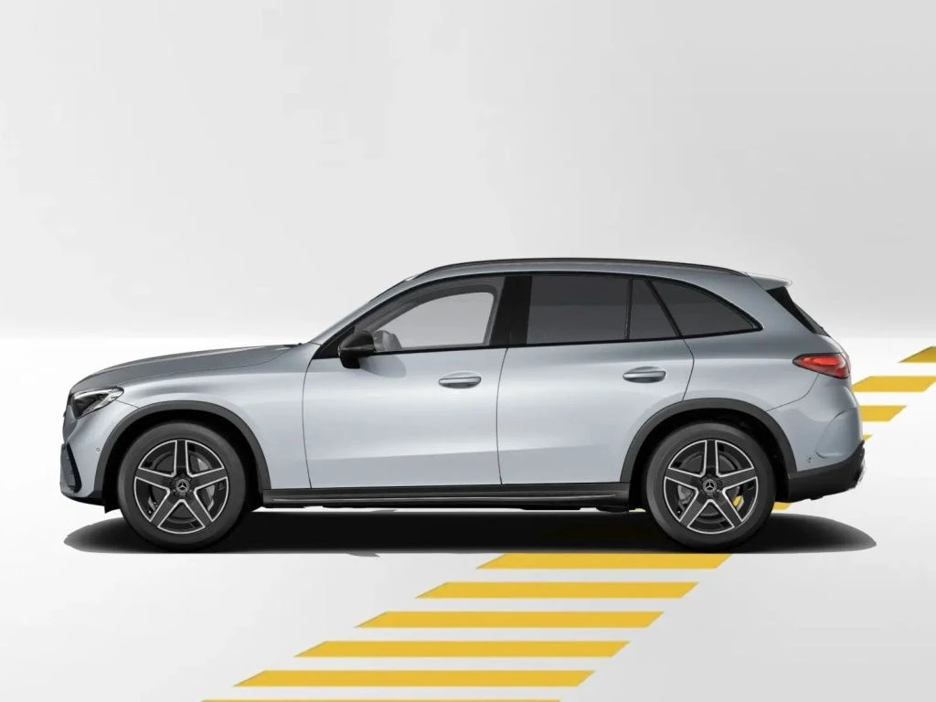 Mercedes-Benz-GLC 300 d-image-3