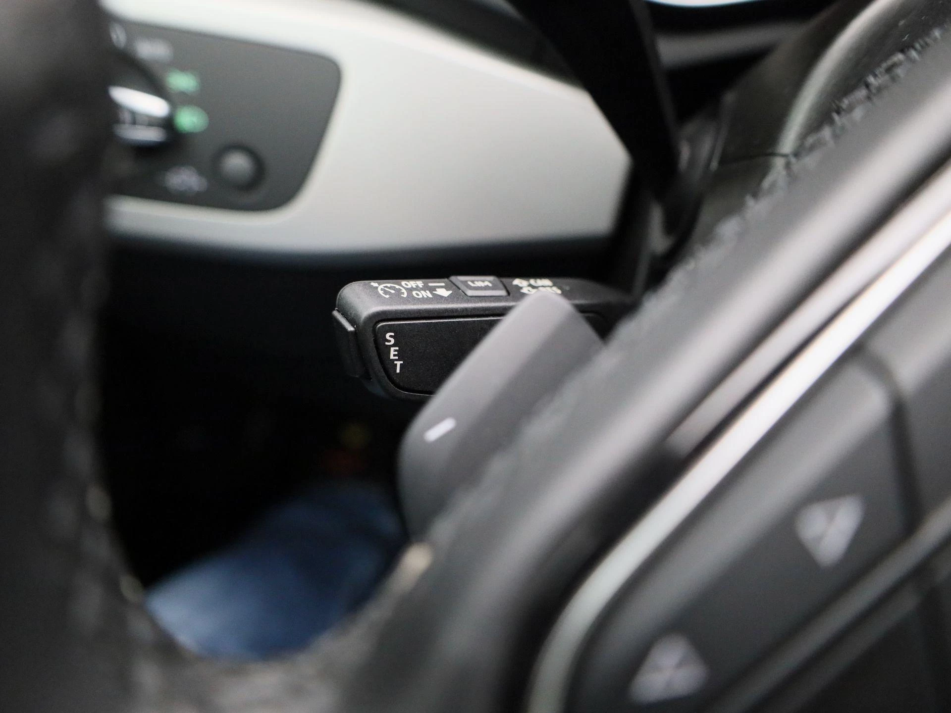 Audi-A4-image-19