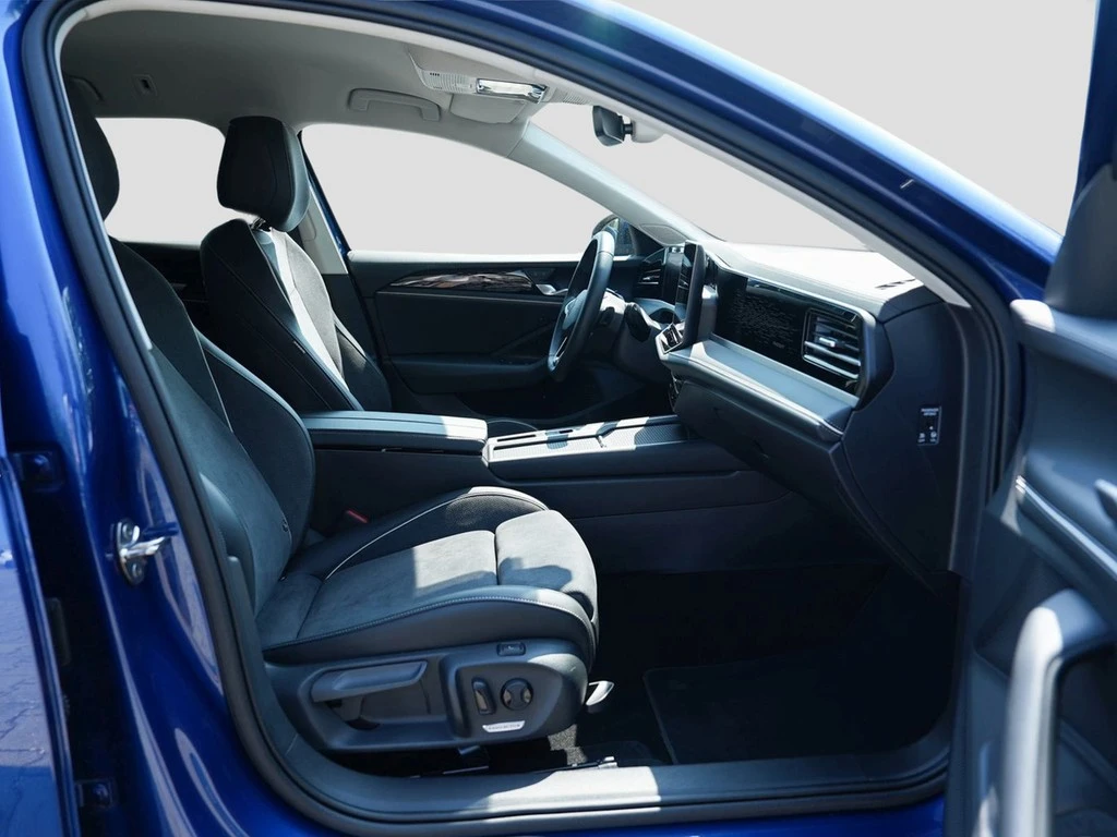 Volkswagen-Passat-image-6