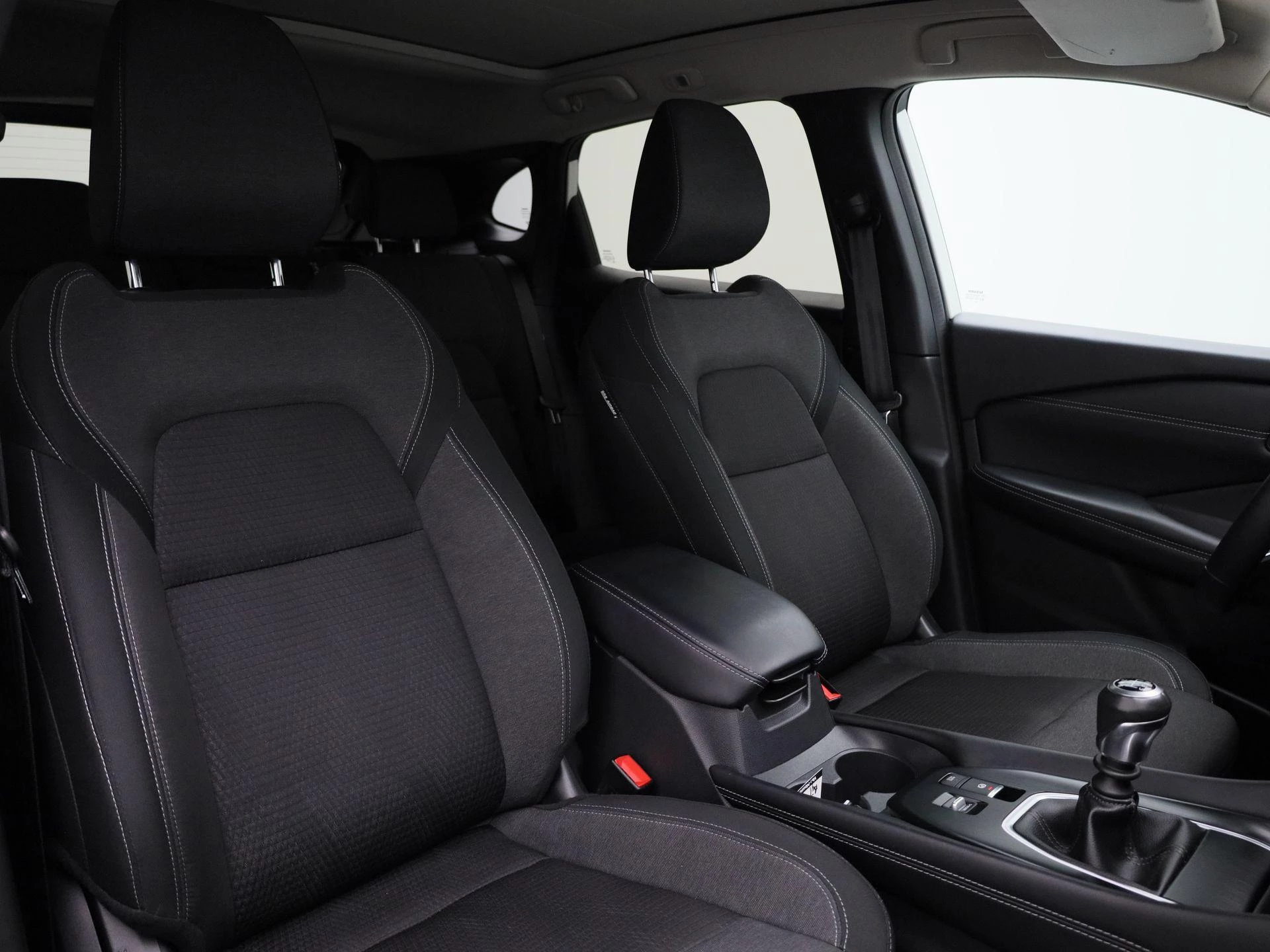 Nissan-QASHQAI-image-31