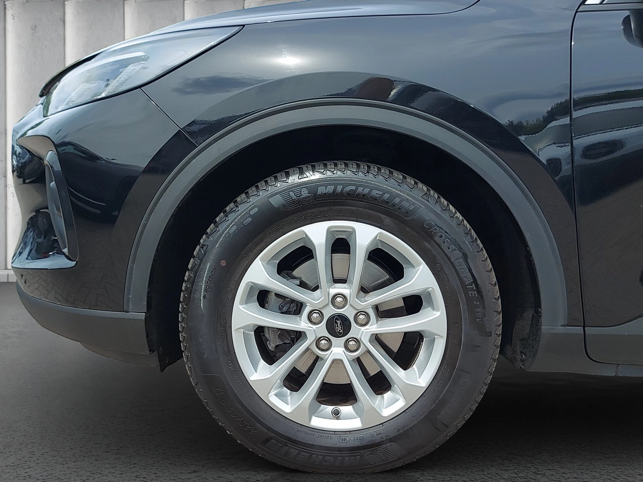 Ford Kuga Titanium WINT.PKT*TECH.PKT*GJR*LED*RFK*AHKV