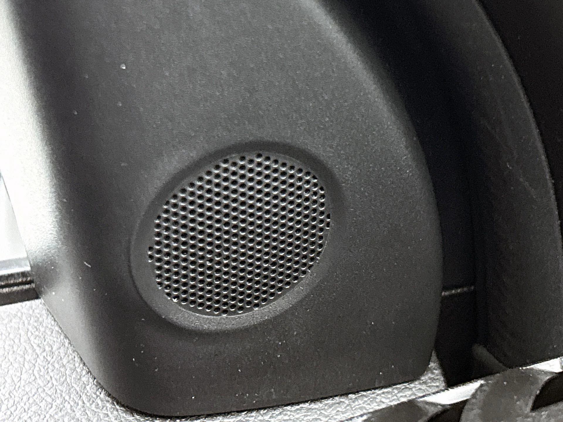 Suzuki-Ignis-image-12