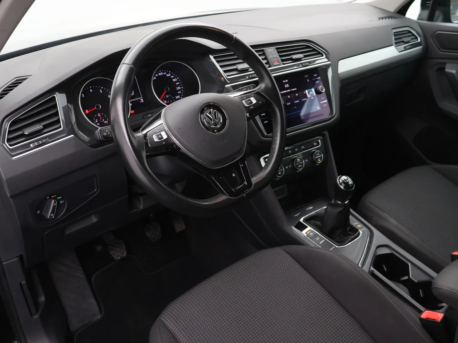 Volkswagen Tiguan Trendline 1.5TSI 130PK *PDC*AUTOMATISCHE AIRCO*DAB RADIO*BLTH*...*