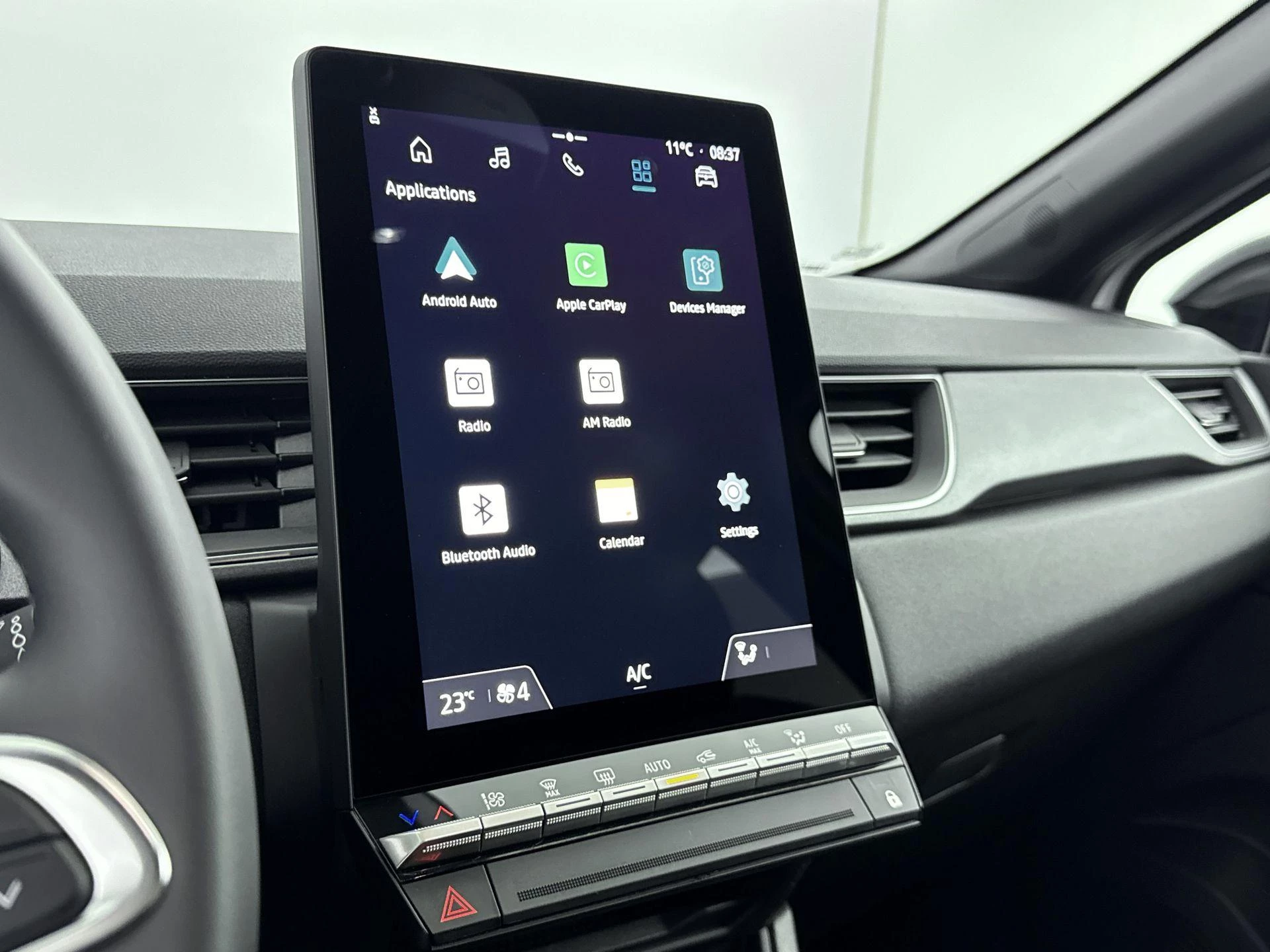 Renault-Captur-image-11