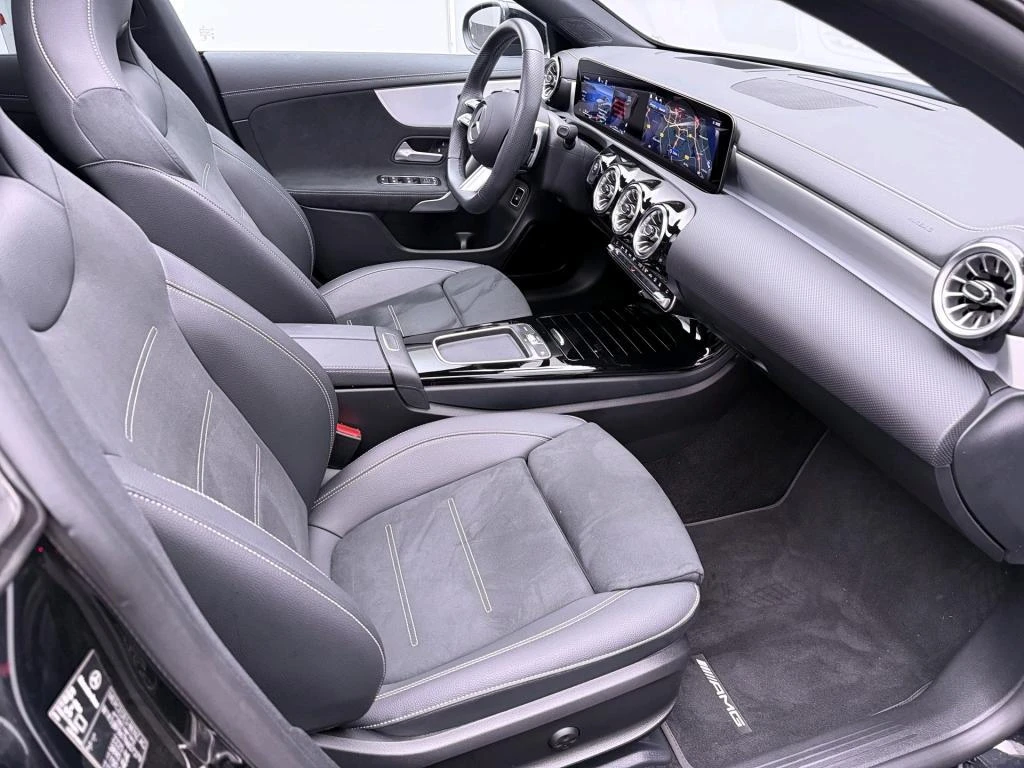 Mercedes-Benz-CLA-image-8