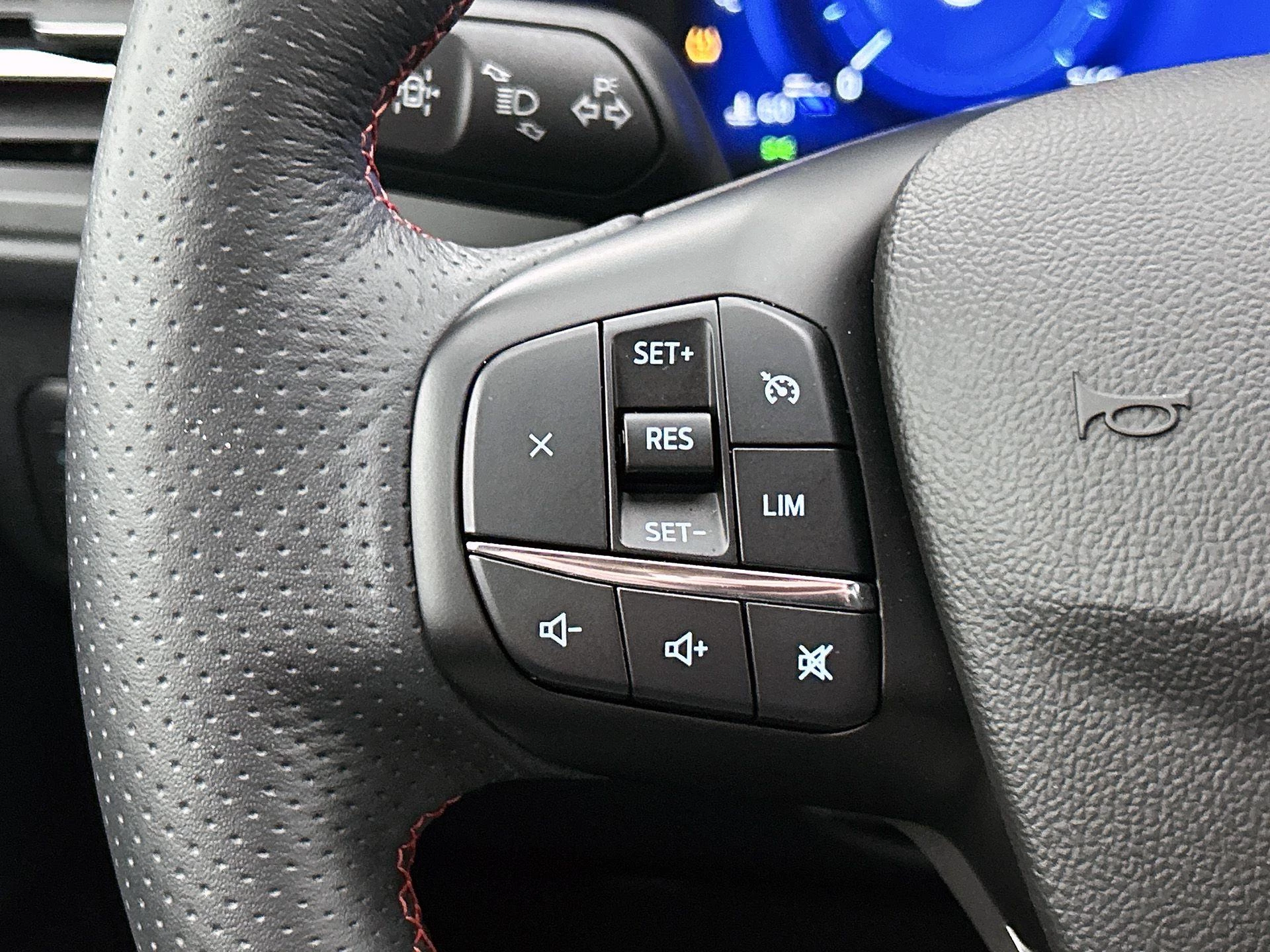 Ford-Kuga-image-5