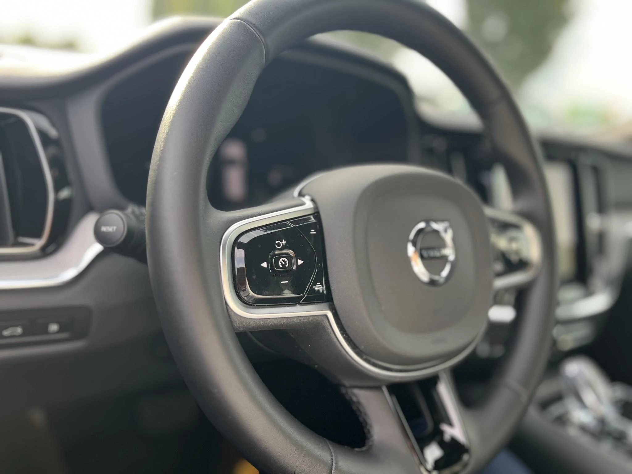 Volvo-V60-image-20
