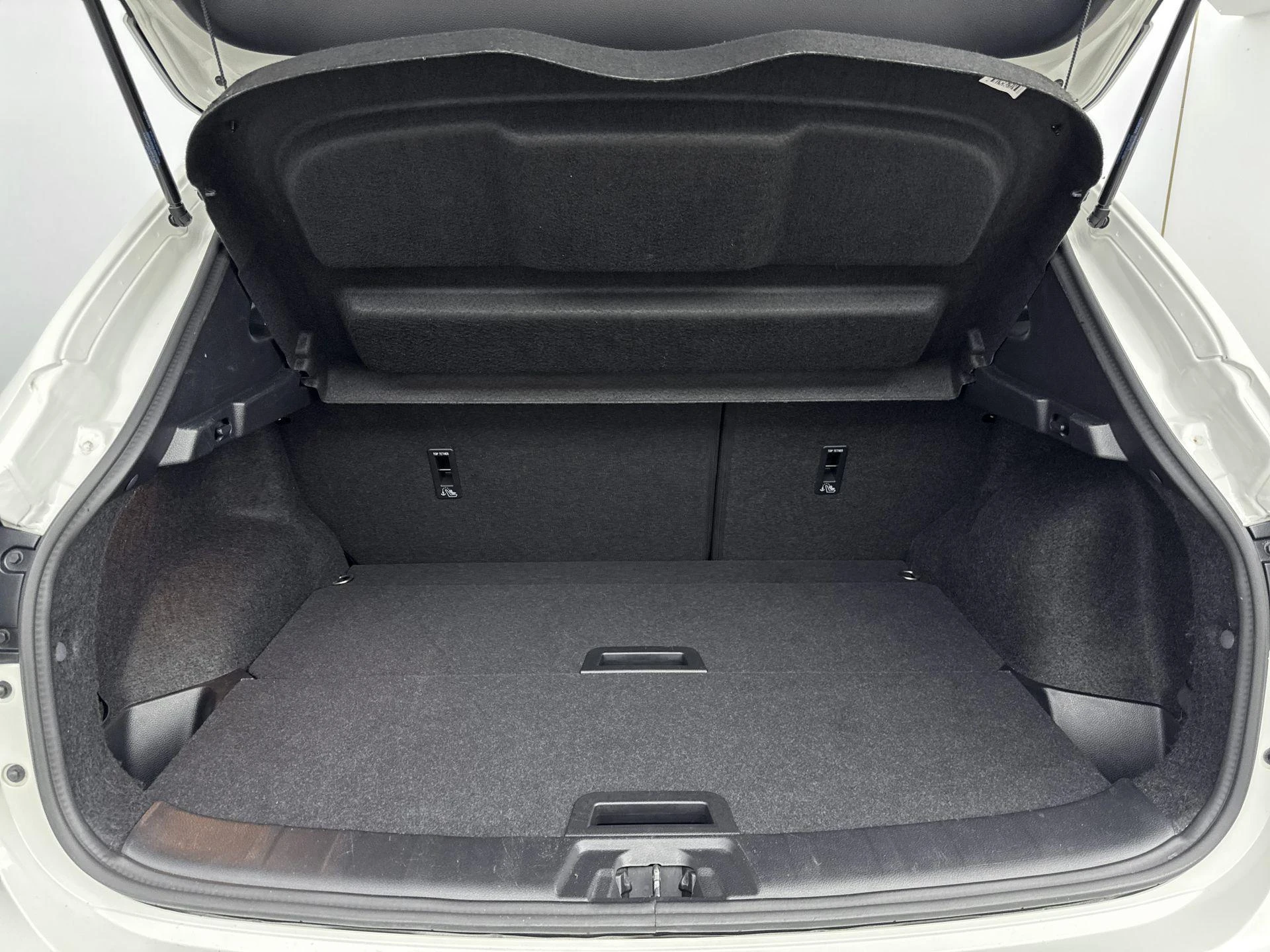 Nissan-QASHQAI-image-21
